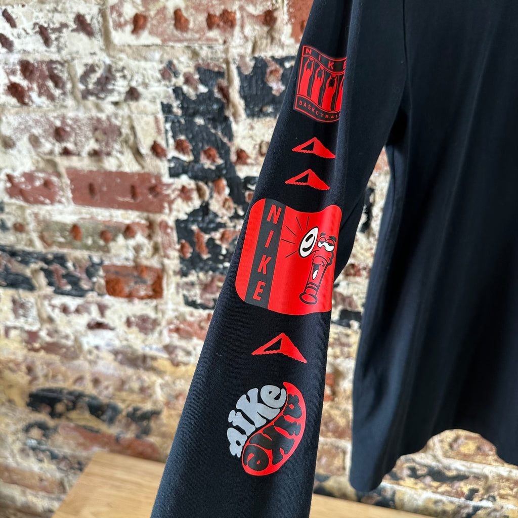 Nike Basketball Graphic Sleeves Mens Size Small Black Long Sleeve T-Shirt