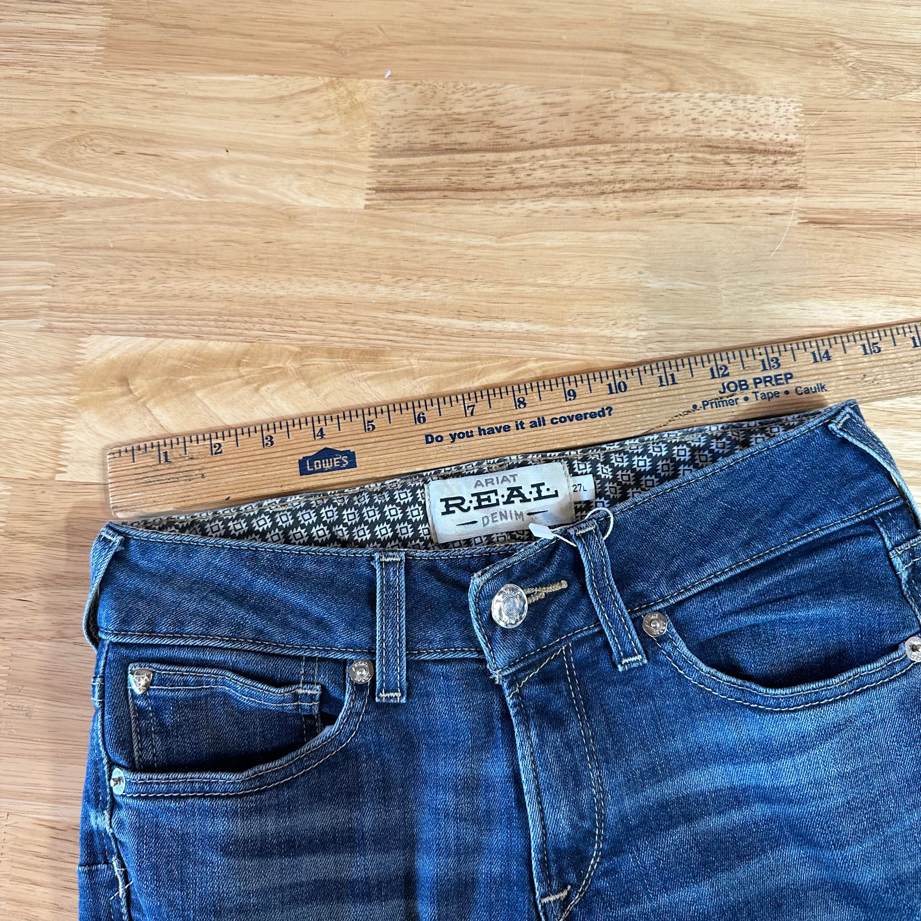 Ariat Womens 27L Straight Jeans