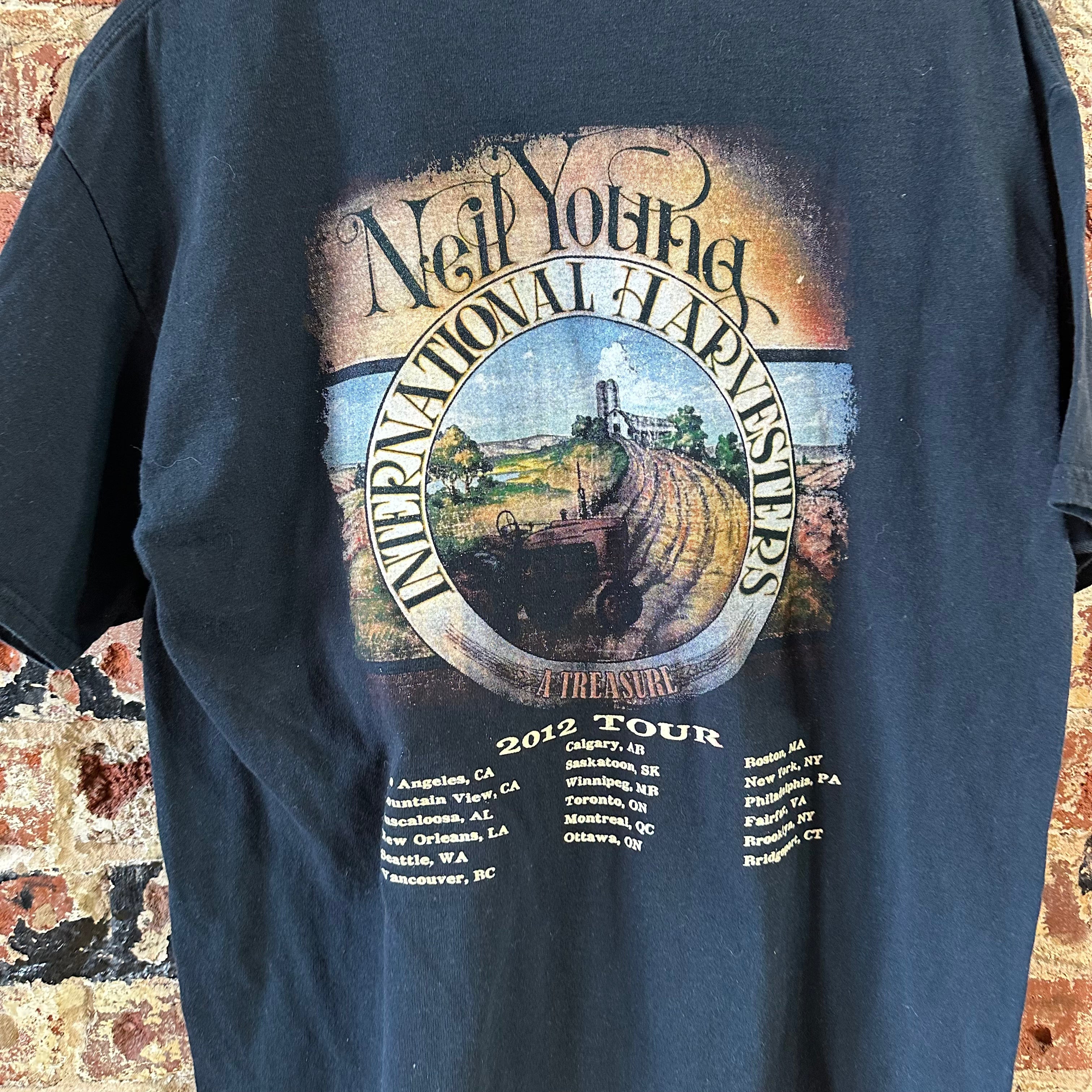 Neil Young T Shirt Size Large