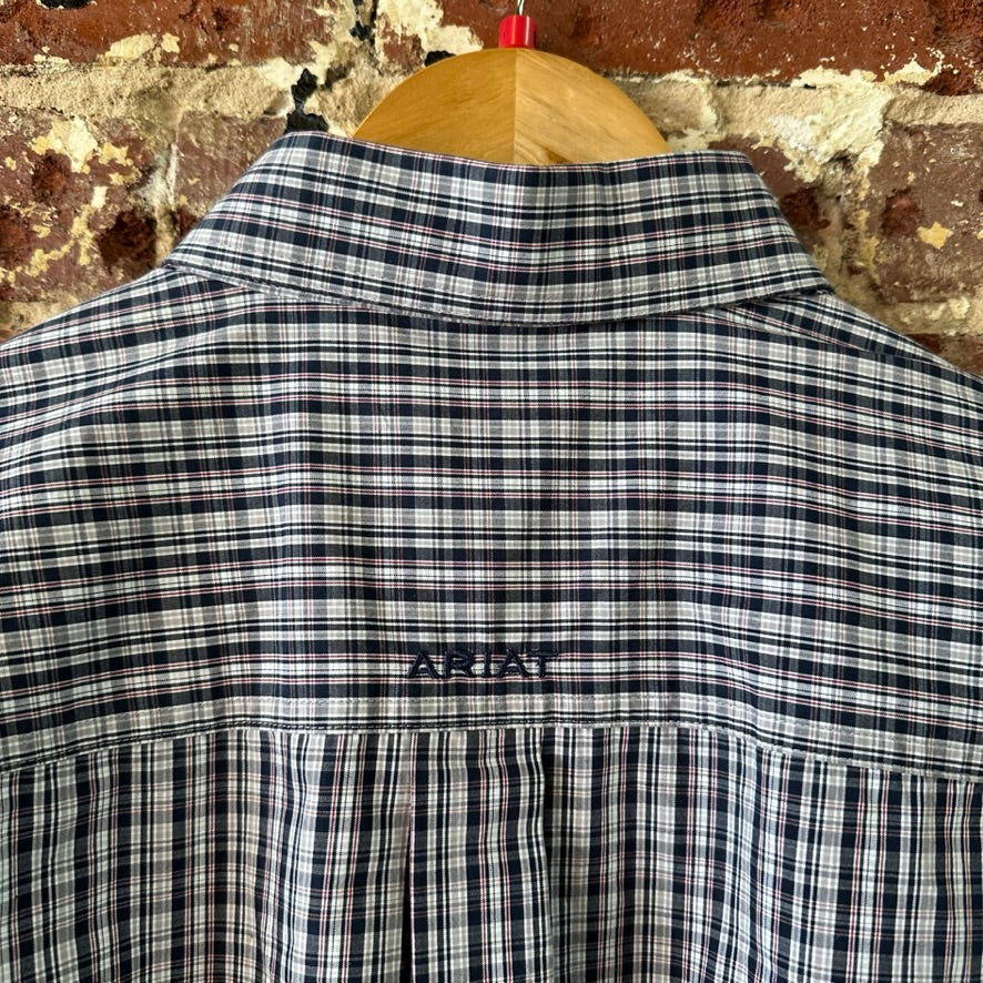 Ariat Pro Shirt Mens Large Button Down plaid Western Cowboy Rodeo long sleeve