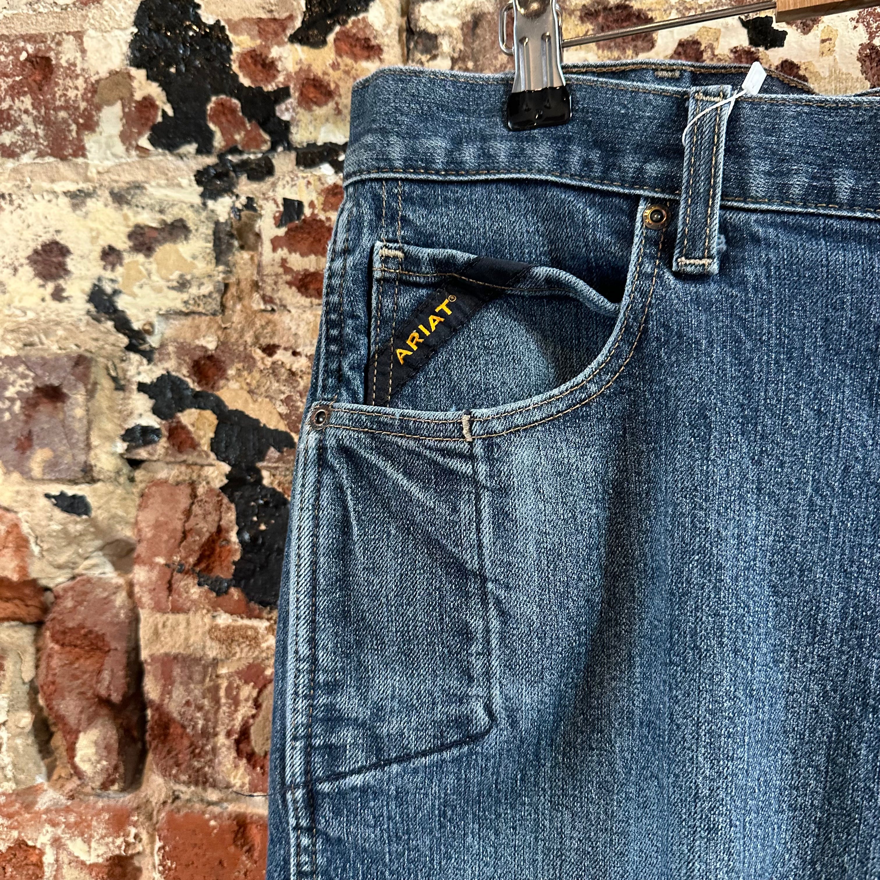 Ariat M5 Mens 34x30 Blue Jeans