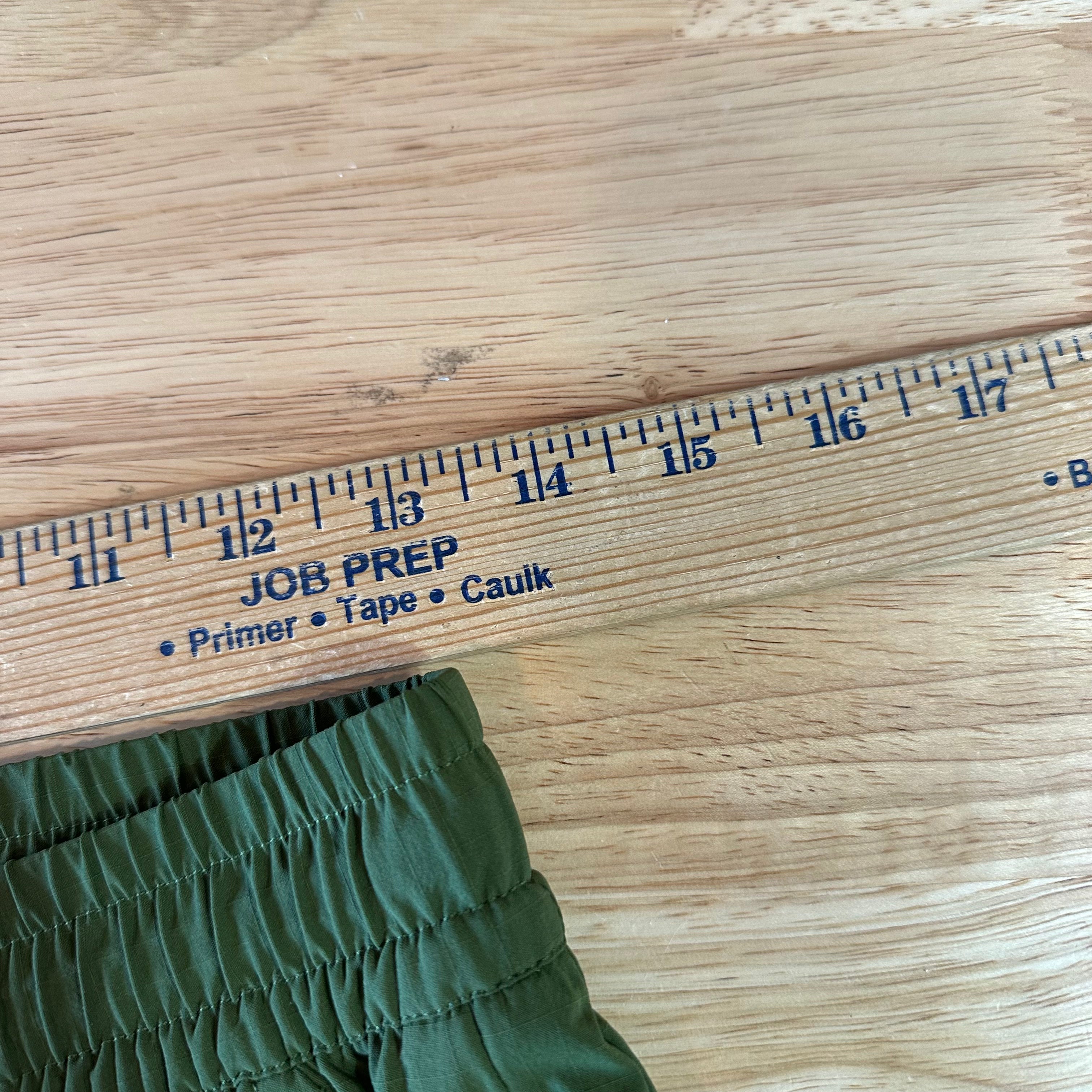 Bearded Goat Women's Small Summit Water Resistant Outdoor Hiking Pant Green