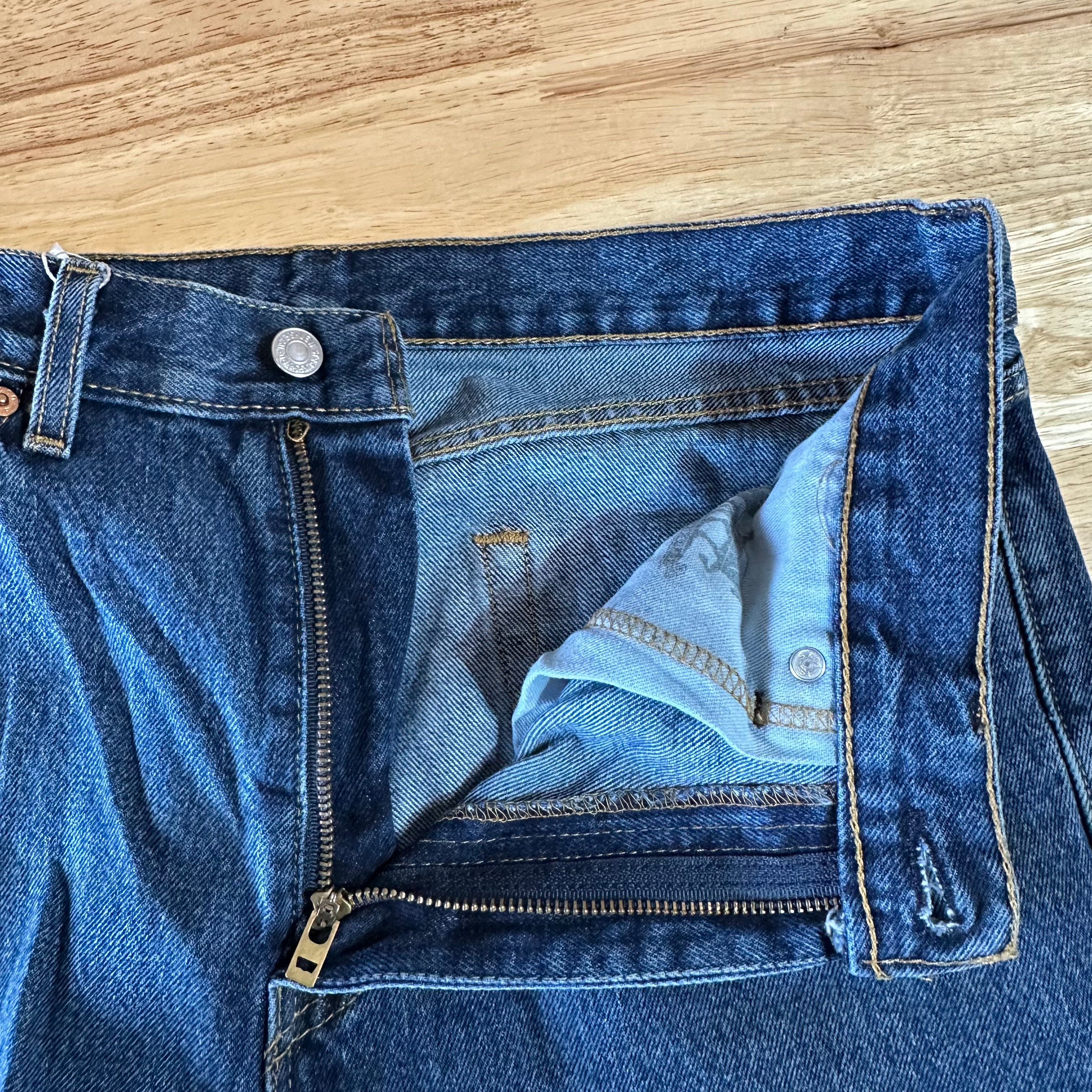 Levi's 505 Mens 33x32 Blue Jeans