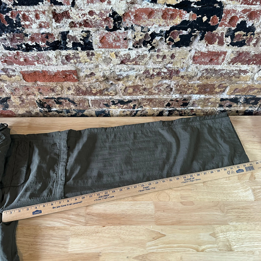 North Face Mens Large Long Green Pants