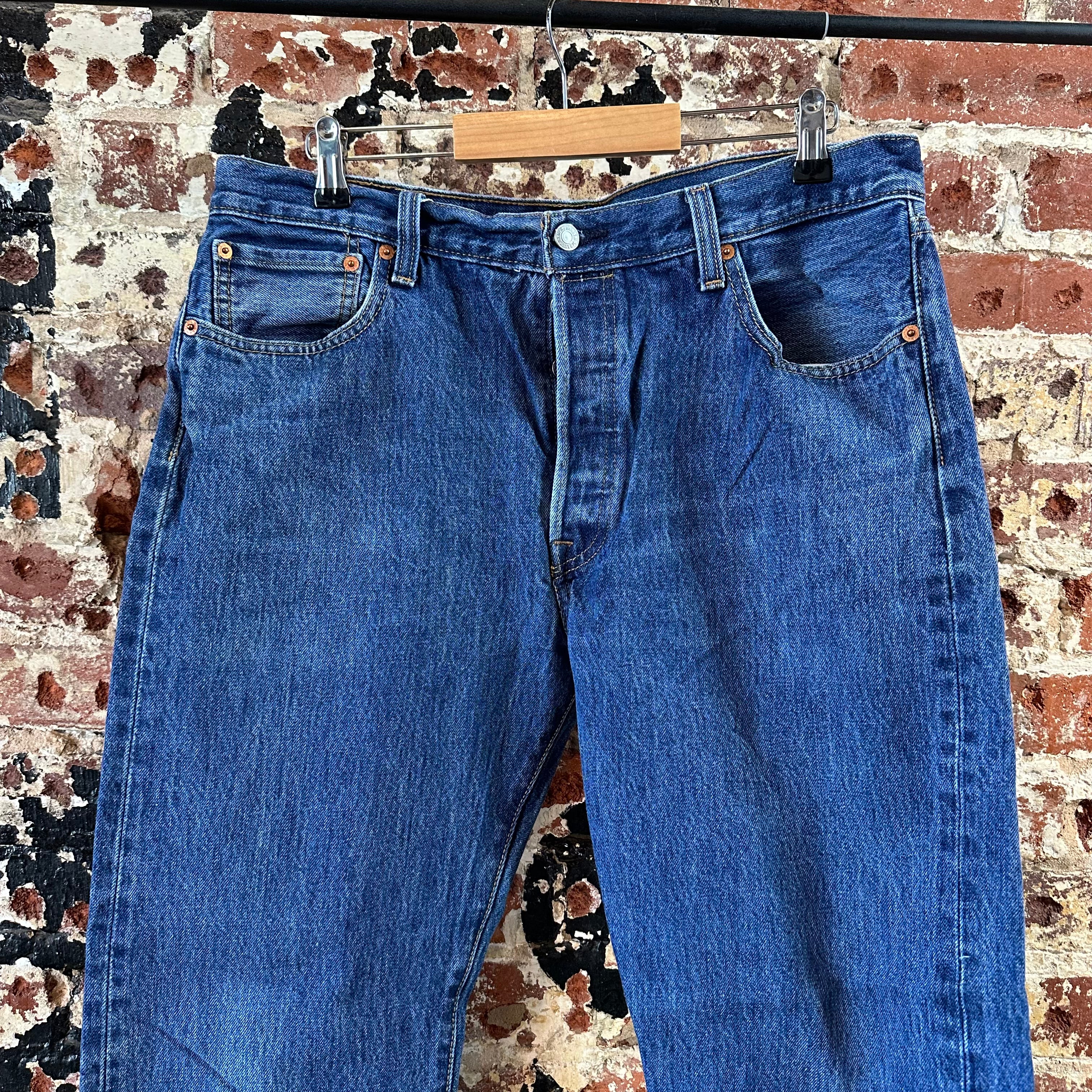 Levis 501 Mens 36x29 Blue Jeans