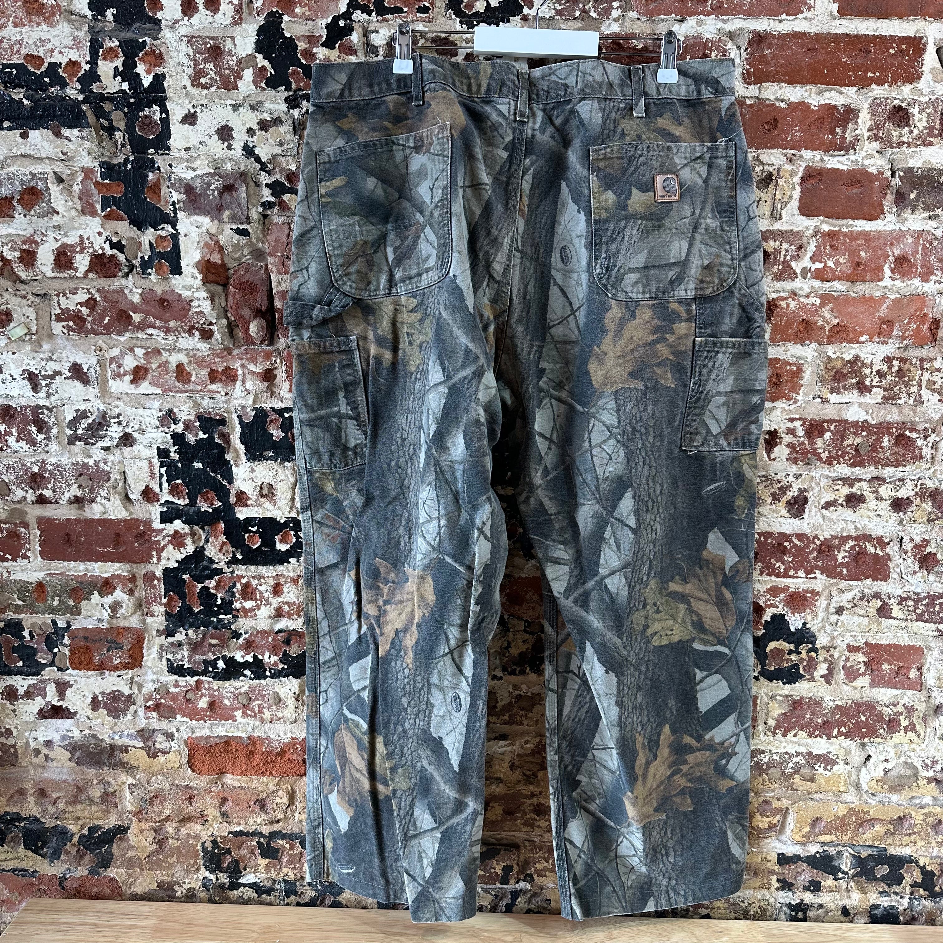 Carhartt Mens 42x28 Camo Pants