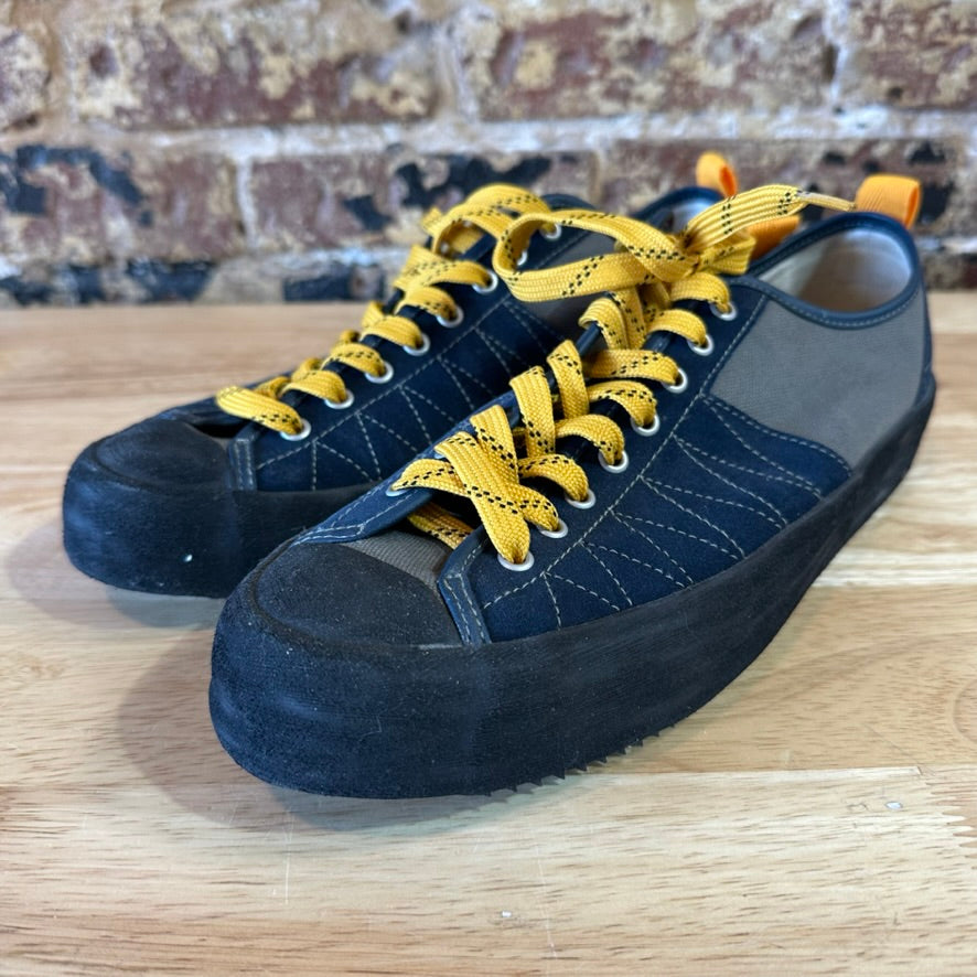 Fronteer Mens 11 Blue Shoes