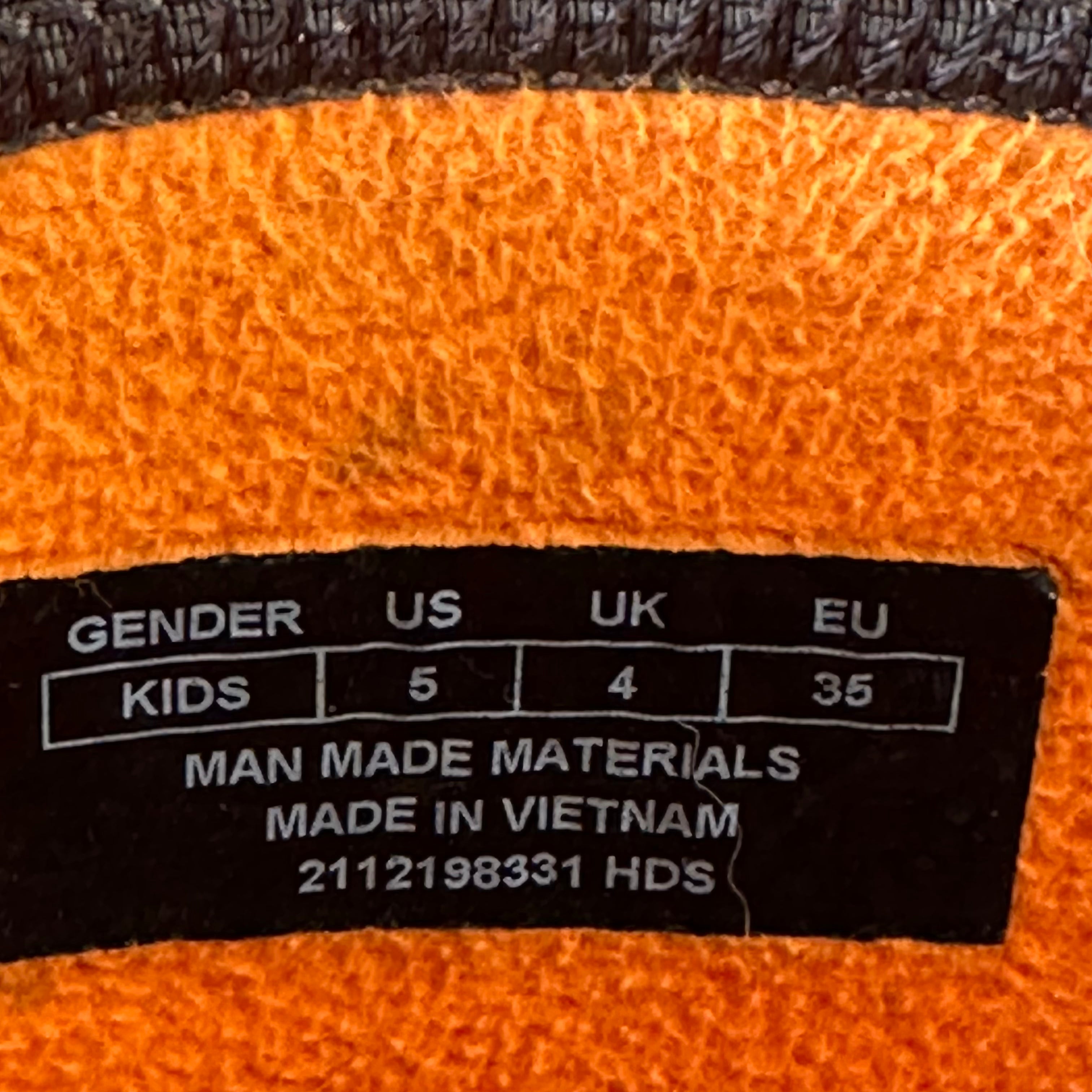 Muck Boots youth Boys Size 5 Camo Hunting Chore Mud