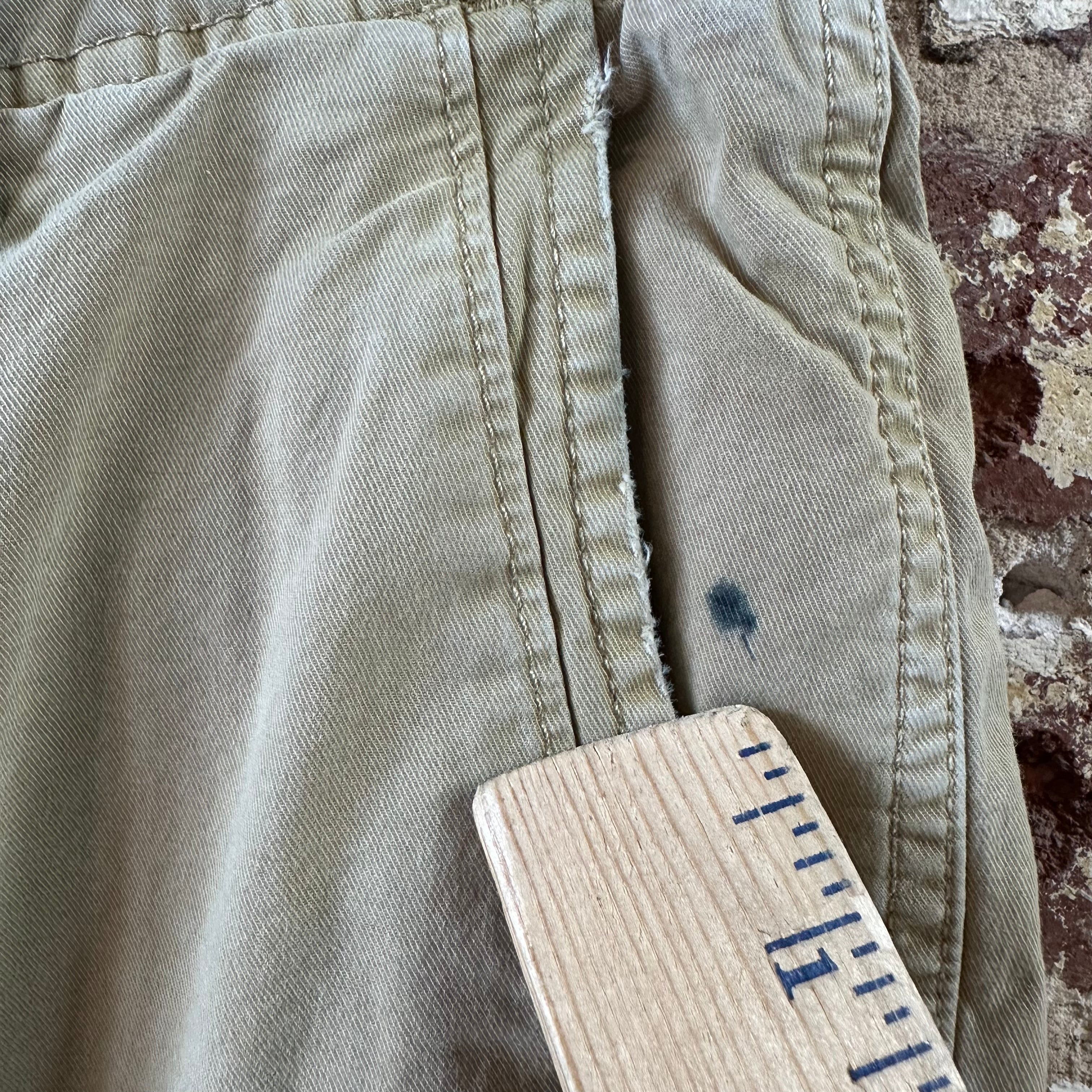 American Eagle Outfitters Classic Cargo Shorts Mens 31 Tan 9.5" inseam