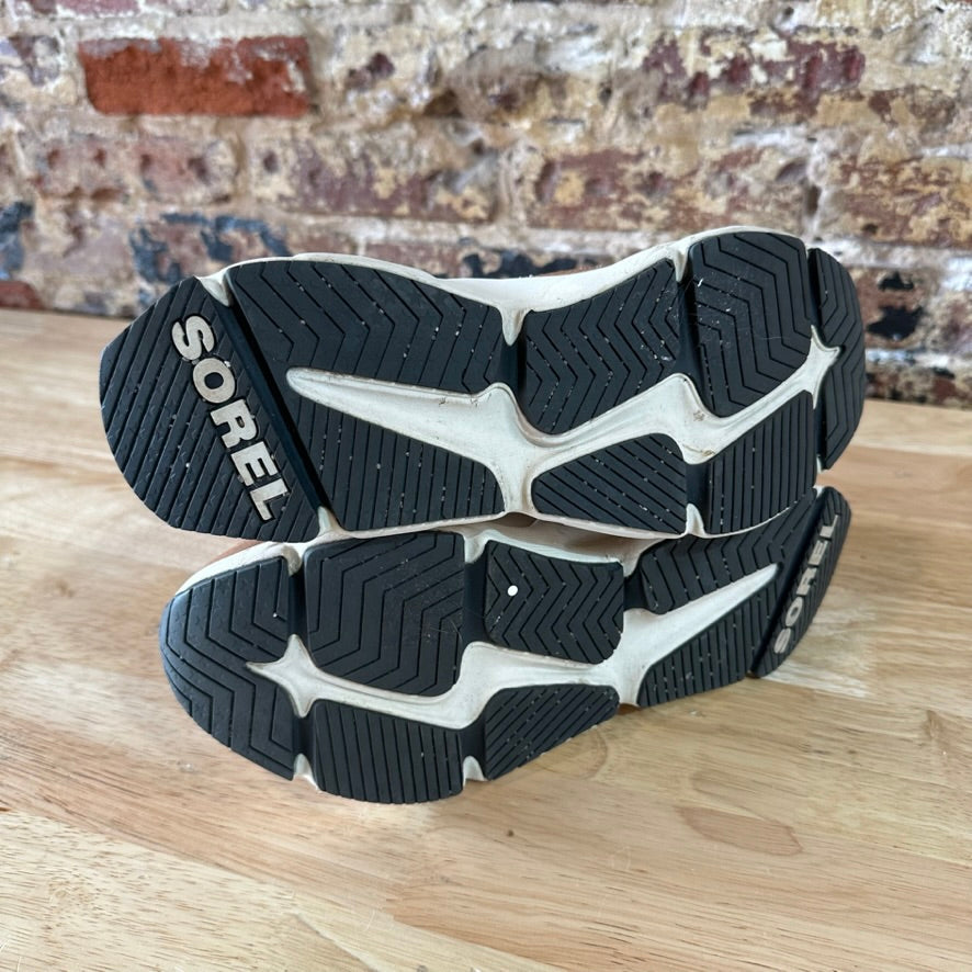 Sorel Kinetic RNEGD Sport Boots Waterproof Womens 8 Brown Tan