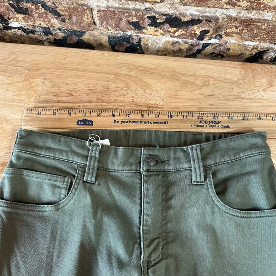 Carhartt Mens 32x32 Green Fleece Lined Pants