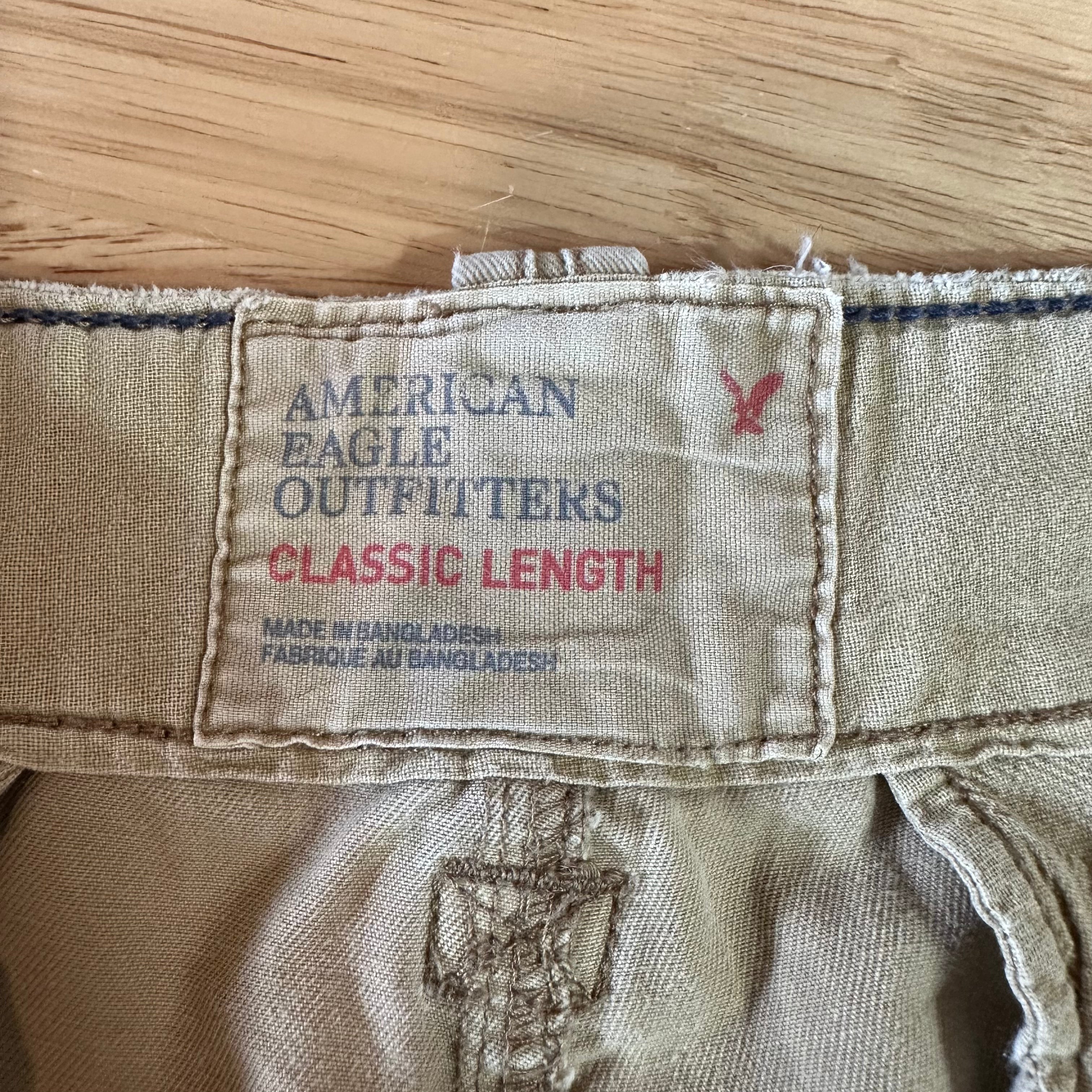 American Eagle Outfitters Classic Cargo Shorts Mens 34 Tan 10.5" inseam