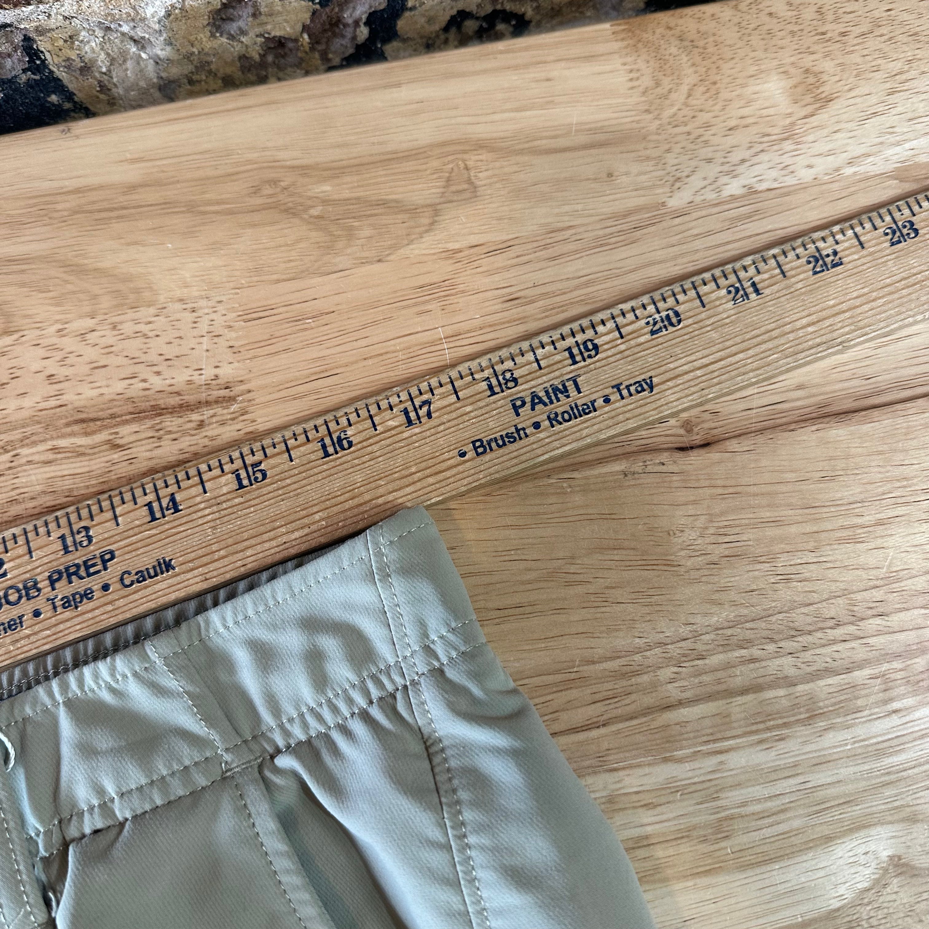 Under Armour Mens 34x30 Tan Pants