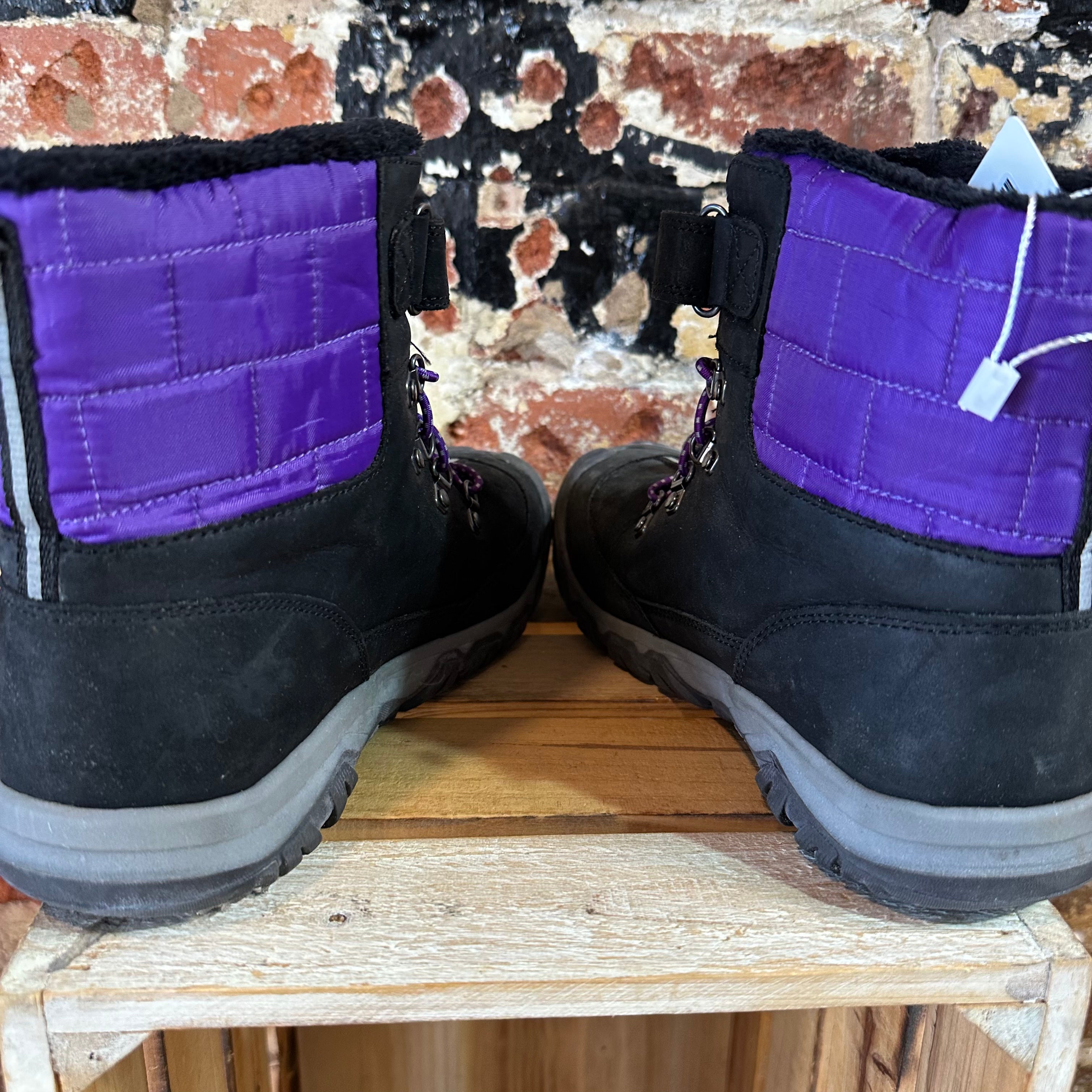 Keen Winter Boots youth 4