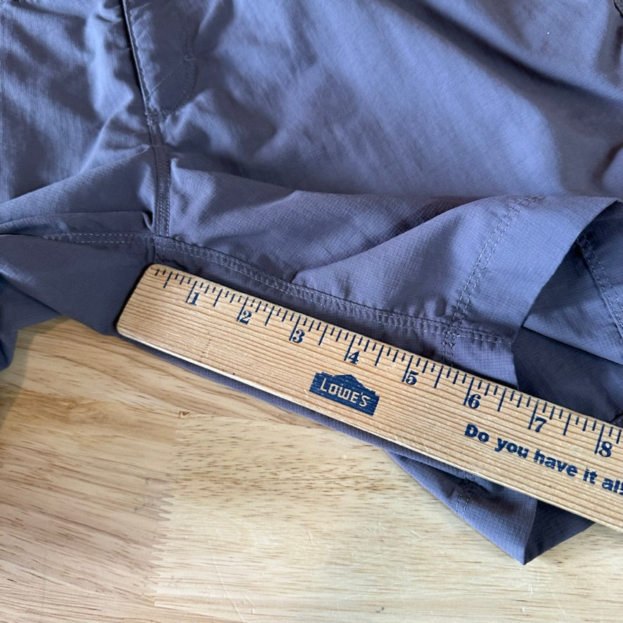 North Face Shorts Womens 8