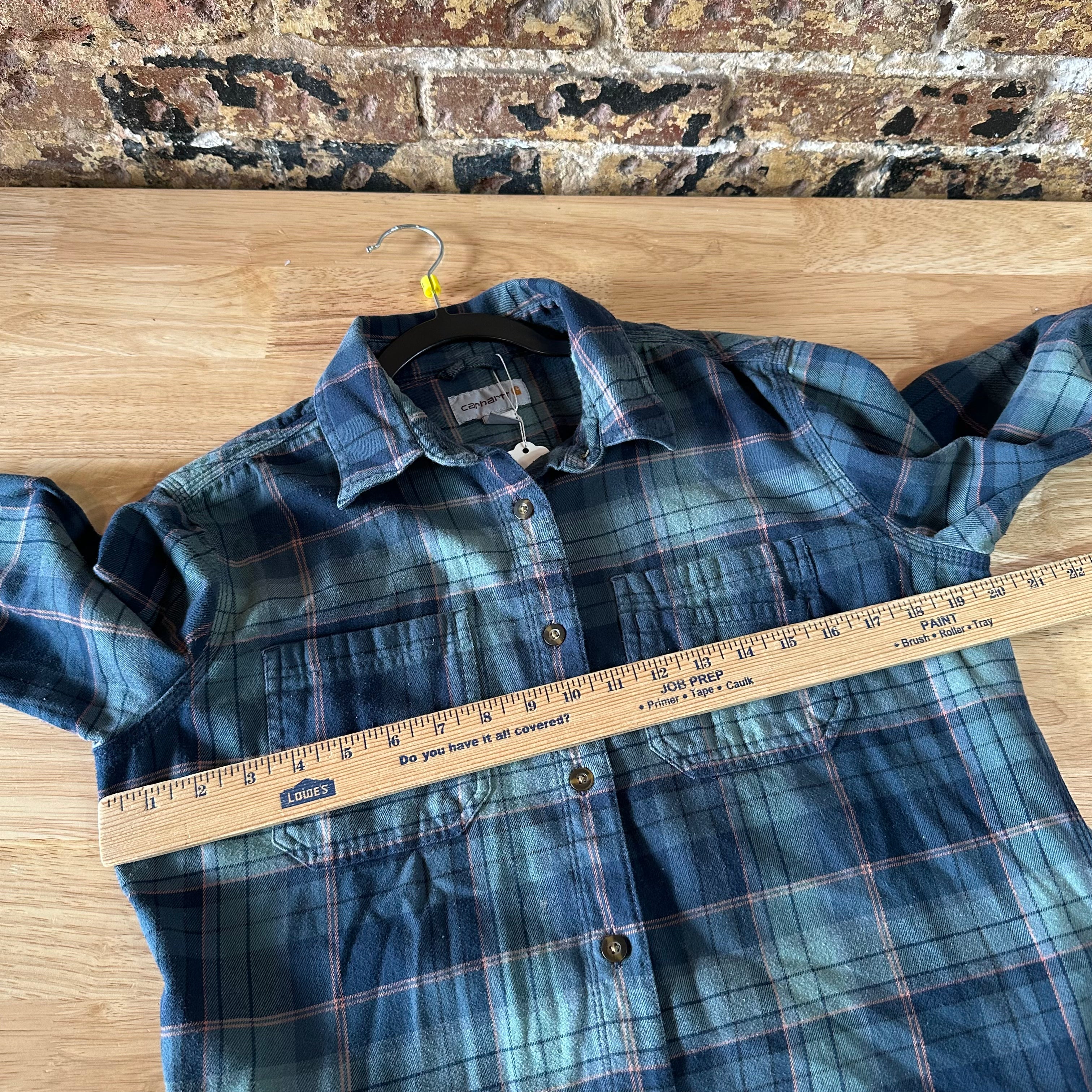Carhartt Womens Medium Button Up Flannel Shirt Blue Plaid long sleeve