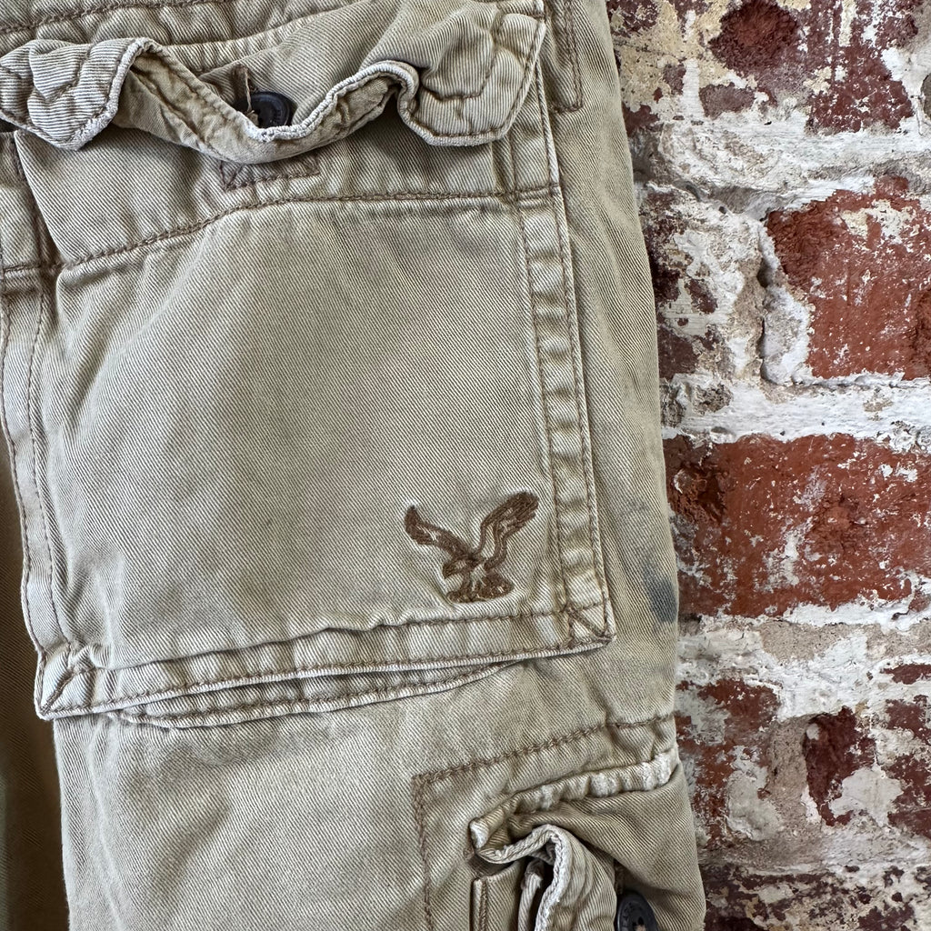 American Eagle Outfitters Classic Cargo Shorts Mens 34 Tan 11" inseam