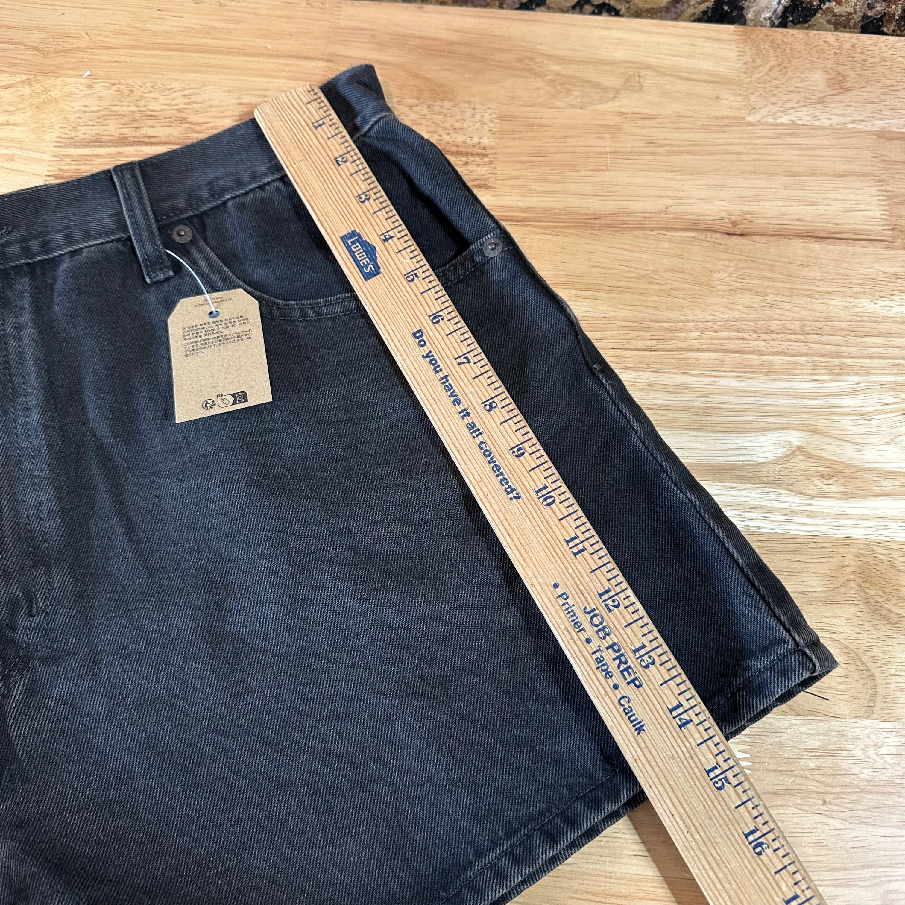 Levi's Black Denim Jean Shorts Womens 34 NEW