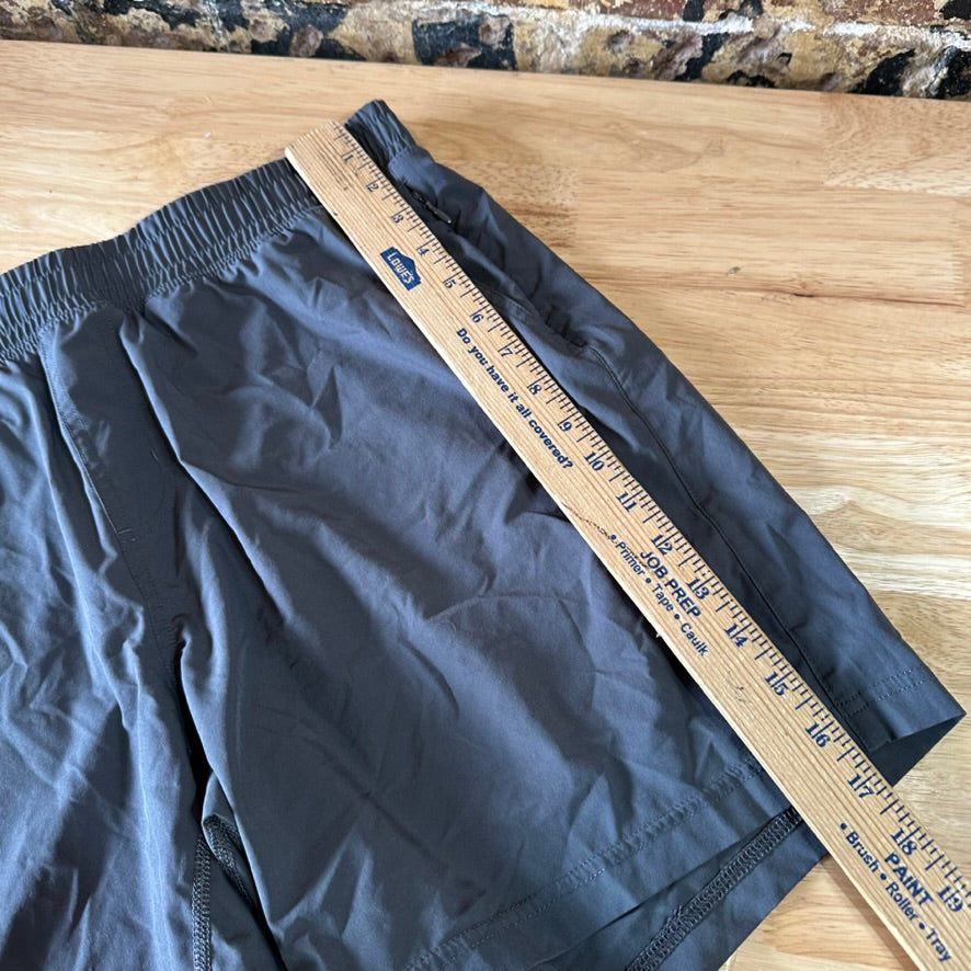 Rhone Gray Shorts Mens Large