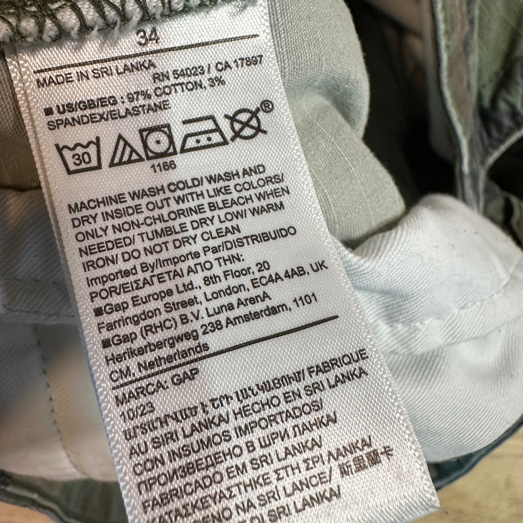 Gap Khakis Shorts Men’s 34 Camouflage 100% Cotton Cargo Shorts heavy