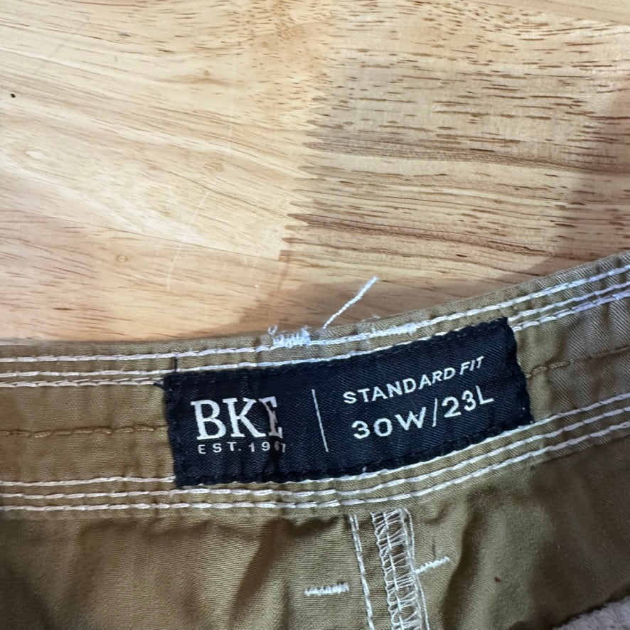 BKE Shorts Mens 30