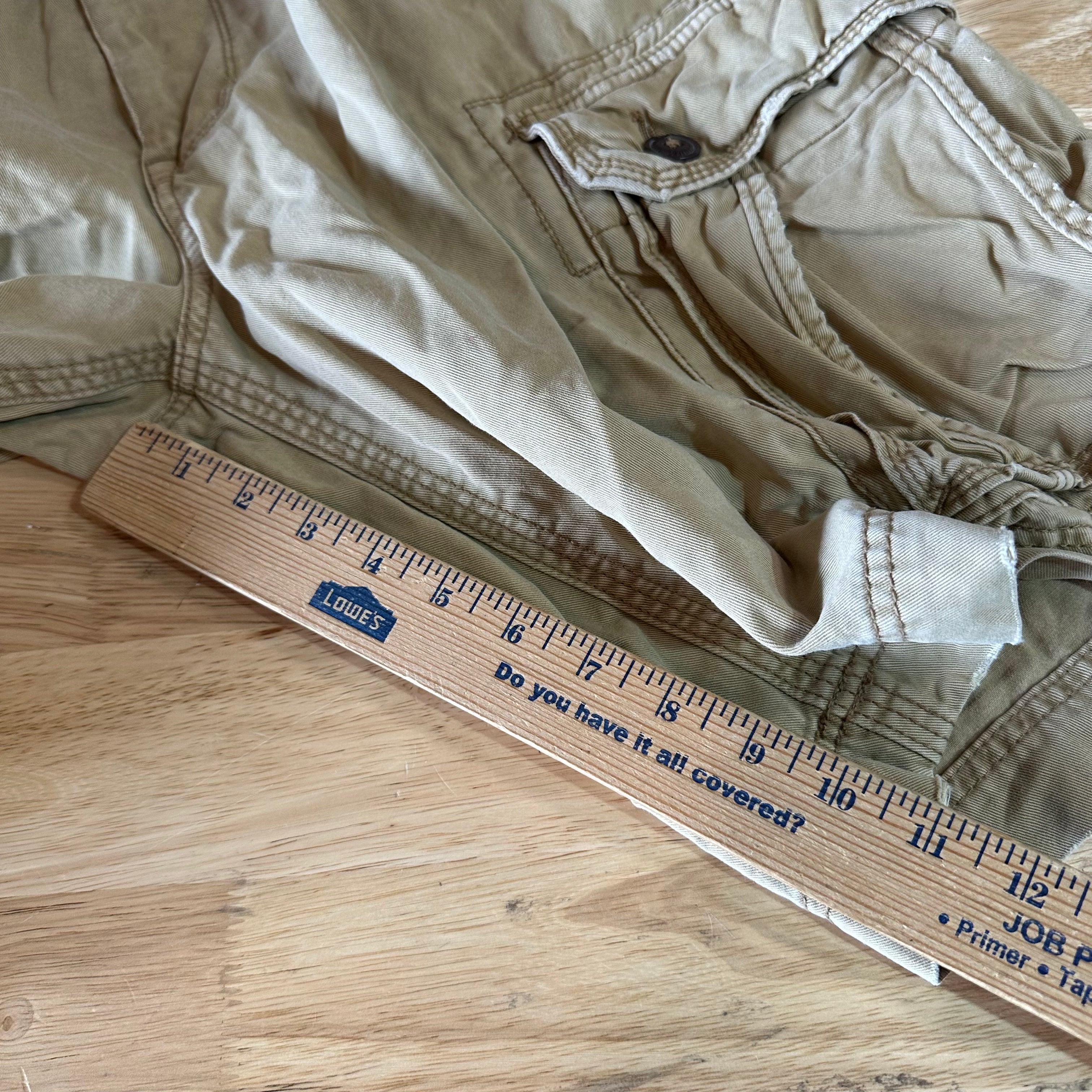 American Eagle Outfitters Classic Cargo Shorts Mens 34 Tan 11" inseam