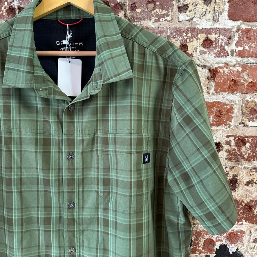 Spyder Mens XL Short Sleeve Button Up