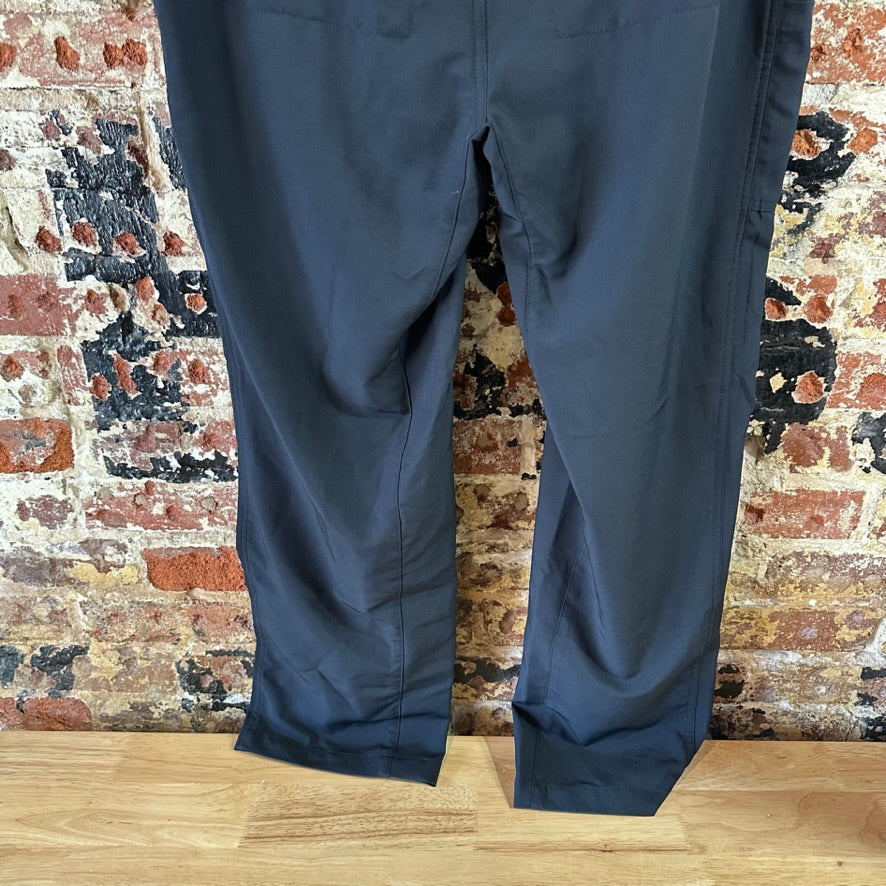 Magellan Mens Large Black Pants