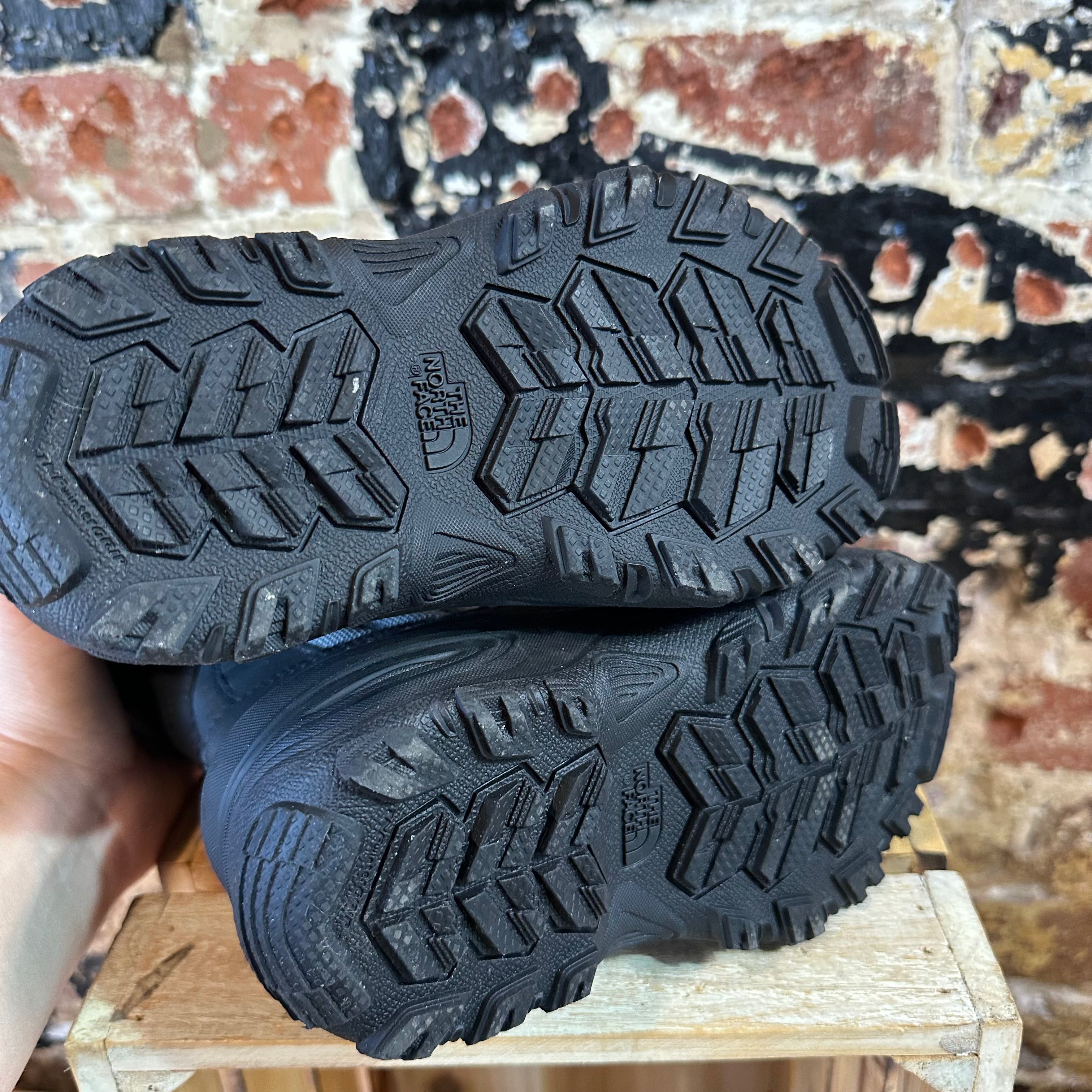The North Face Snow Winter Boots youth 1