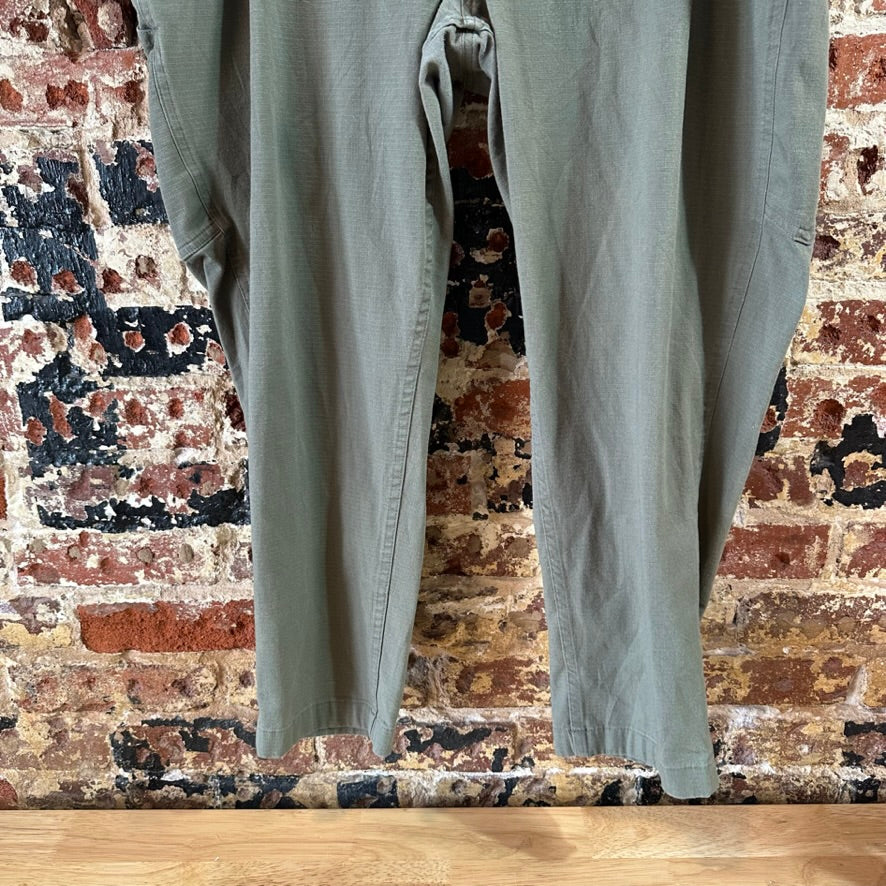 Carhartt Green Pants Womens XL