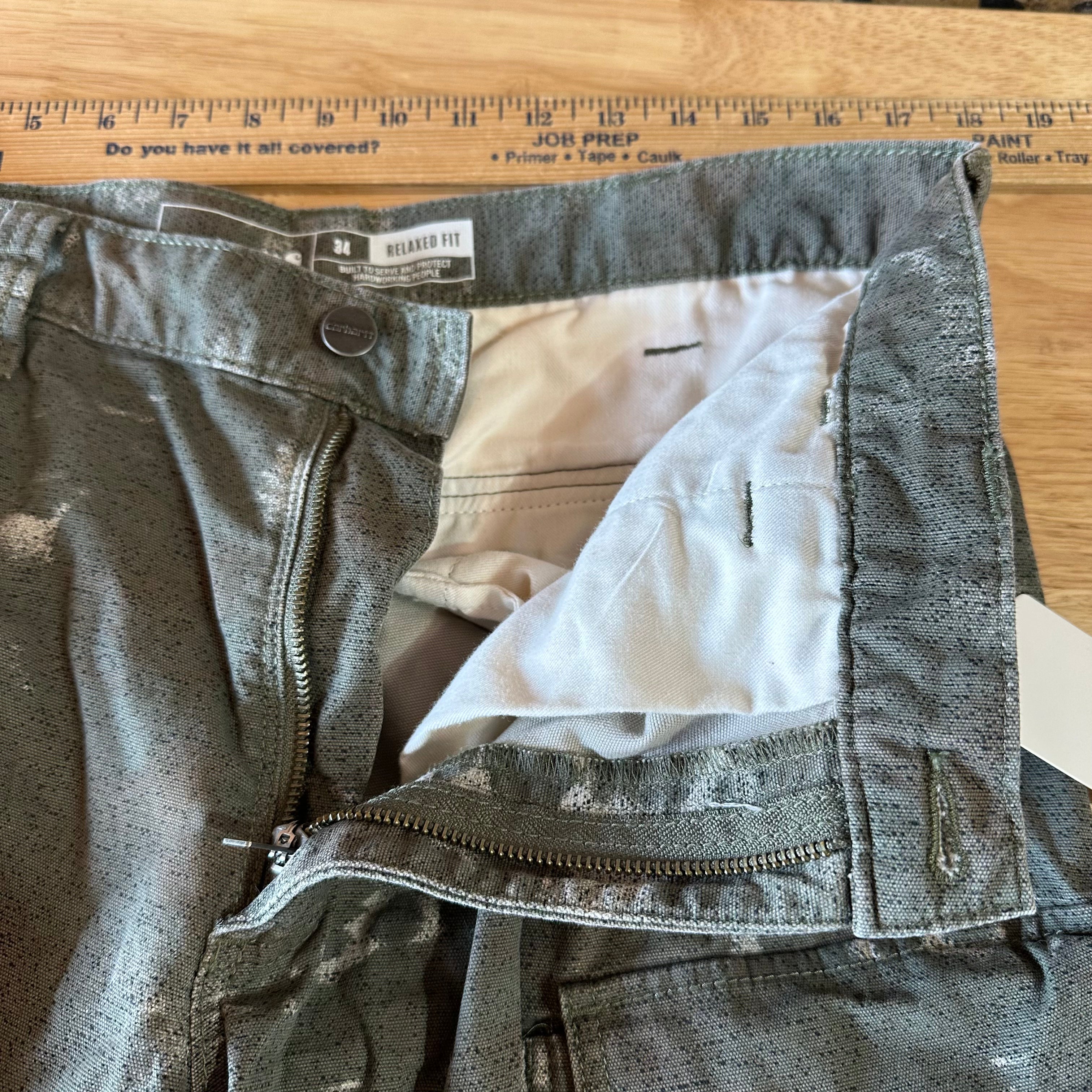 Carhartt CAmo Cargo Shorts Mens 34
