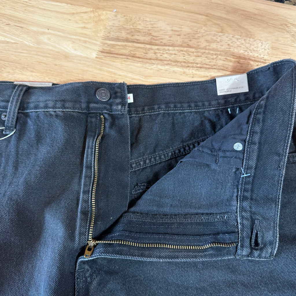 Levi's Black Denim Jean Shorts Womens 34 NEW