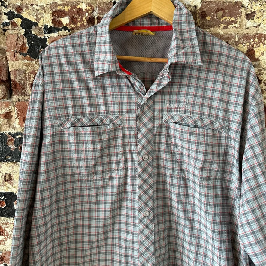 Cabela's Shirt Mens XL Long Sleeve Button Vented Gray Plaid Outdoor