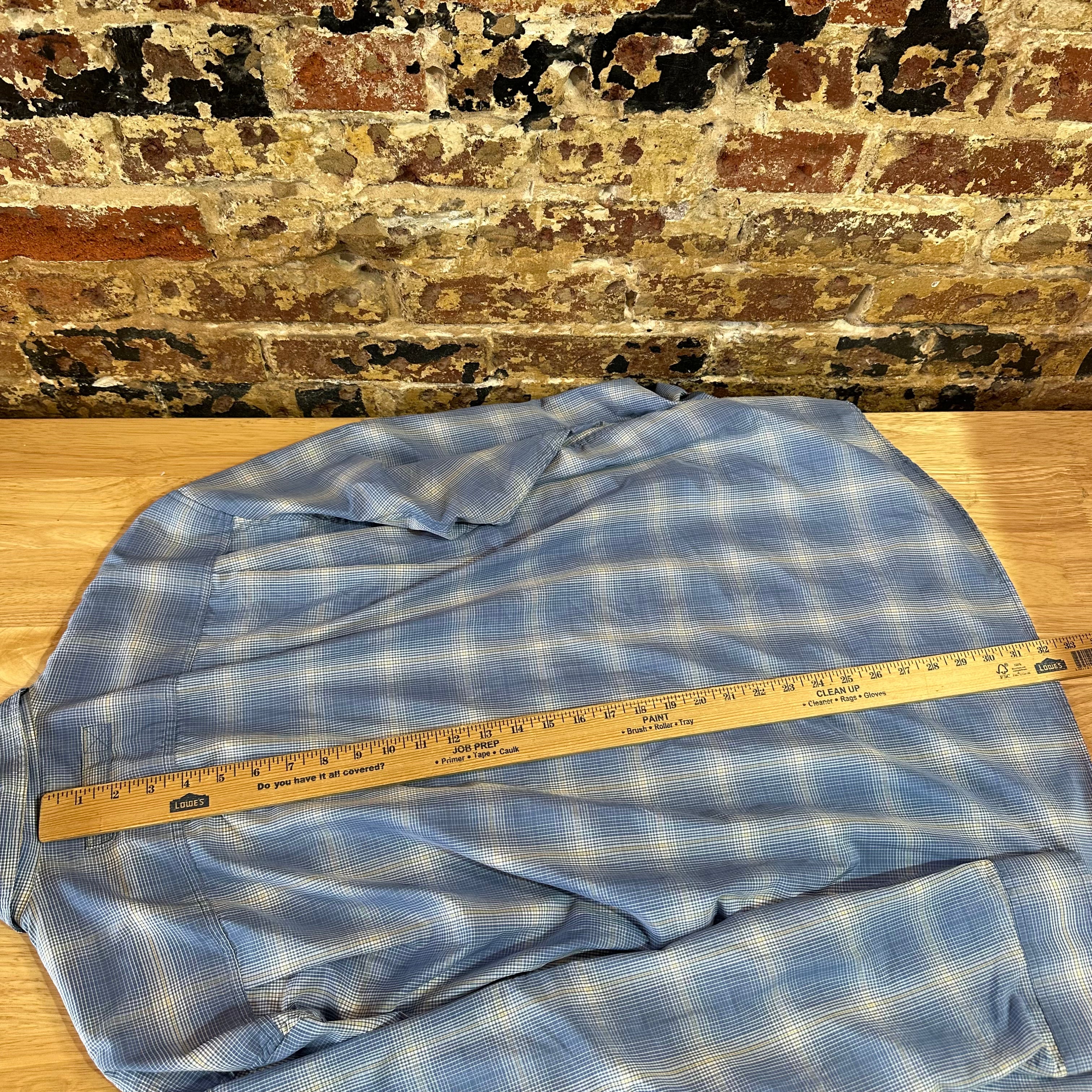 Duluth Trading Mens XL Button Down Shirt Blue Plaid Long sleeve Nylon