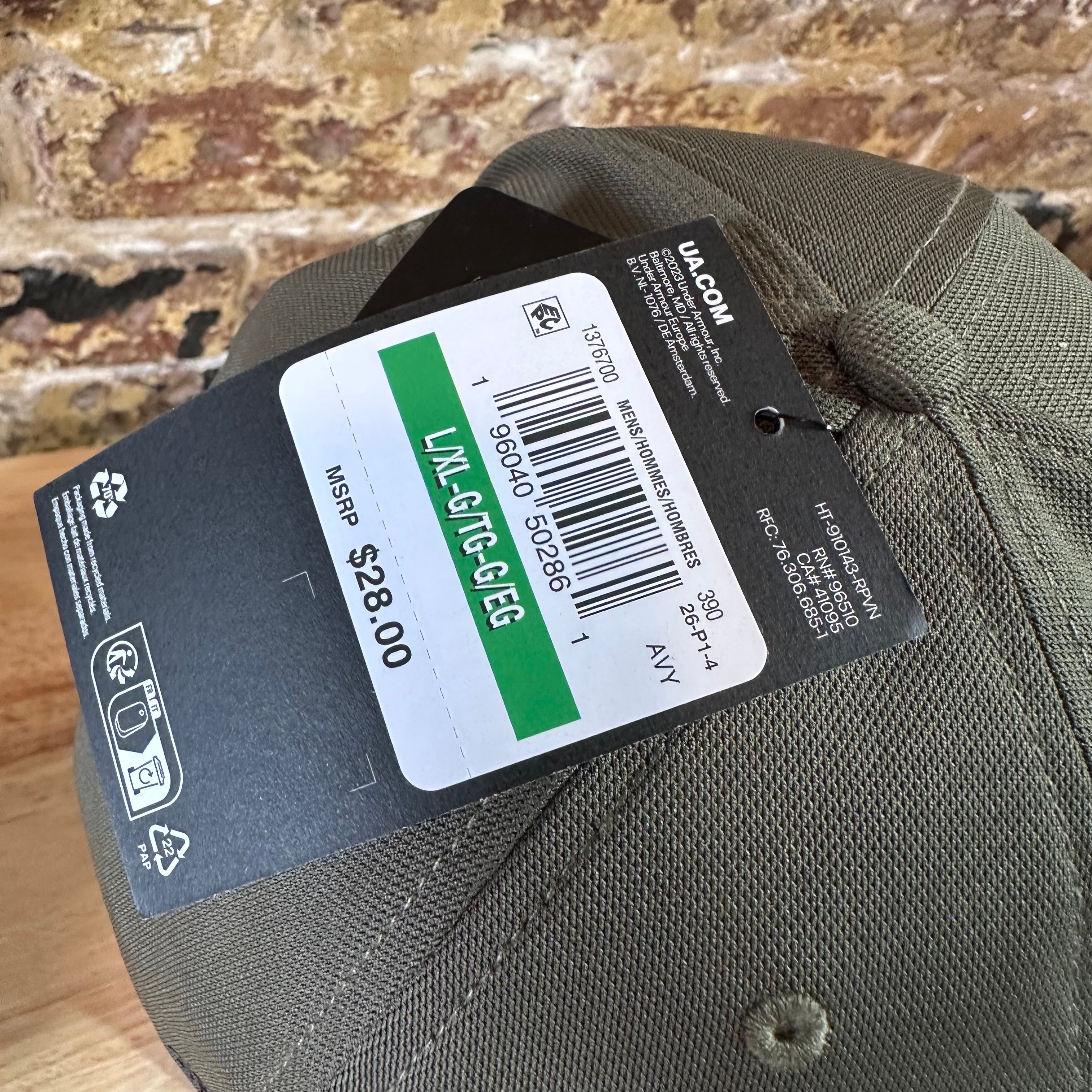 Under Armour UA Men's Green w/black logo Classic Fit L/XL Cap Hat NWT