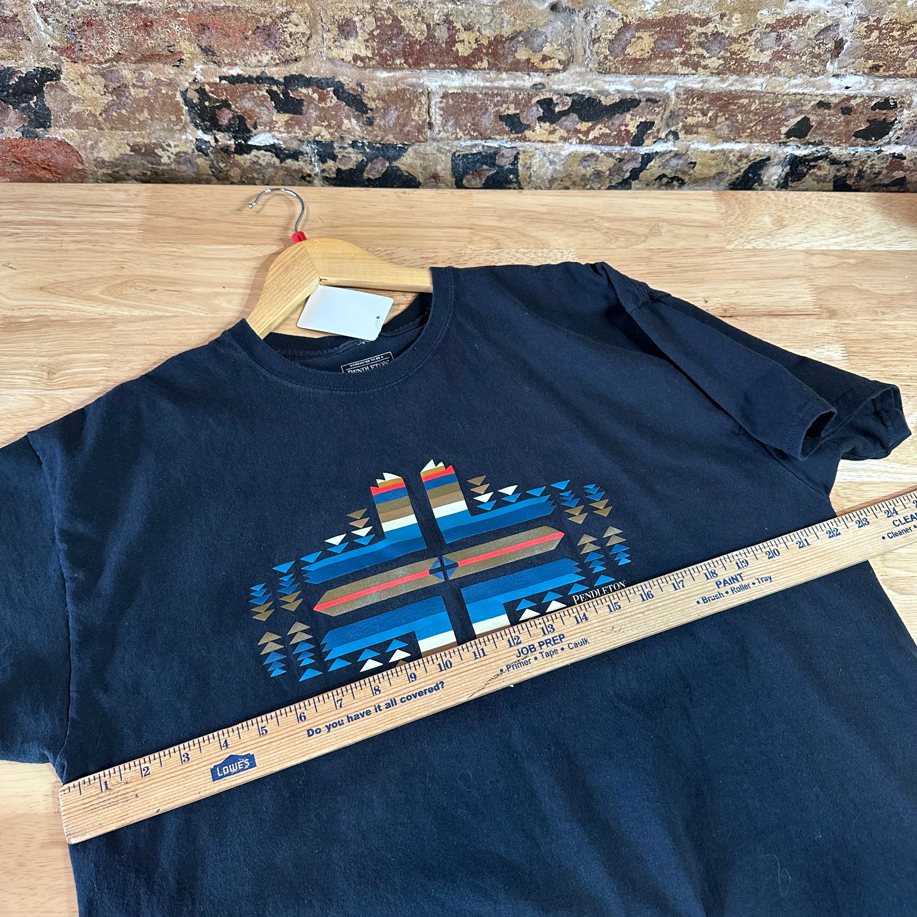 Pendleton Large Black S/S T-Shirt