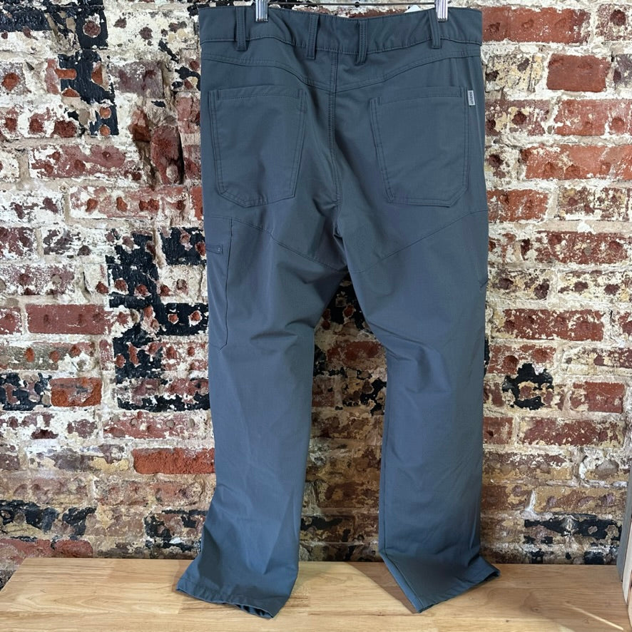 Magellan Mens 36 Gray Pants