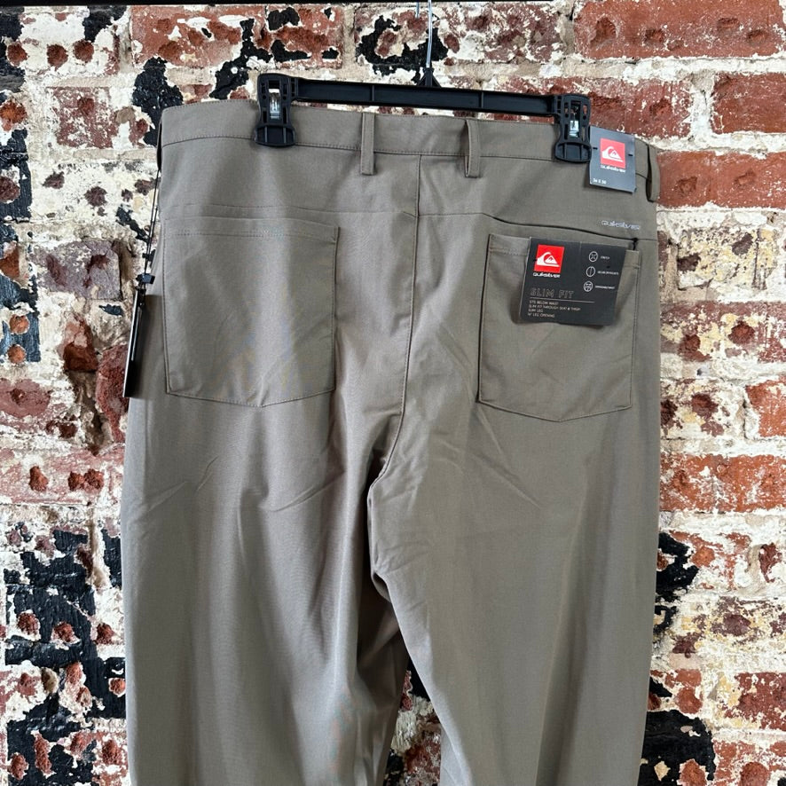 Quicksilver Mens 36x30 Tech Pants NEW