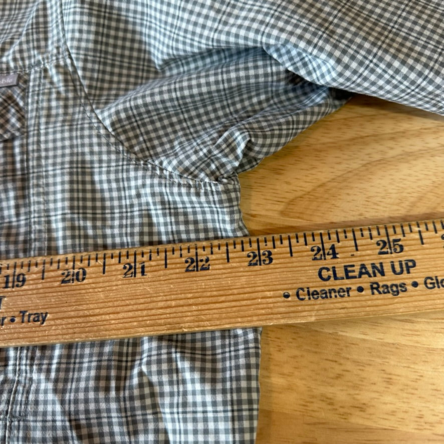 Columbia Short Sleeve Outdoor Button Up Shirt Gray Plaid Mens Large Fishing