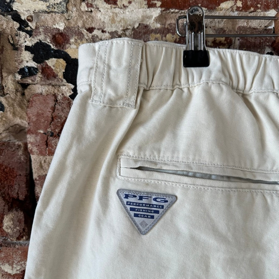 Columbia PFG Shorts Mens 2XL Fishing tan Outdoor Hiking Casual 7.5 inseam NEW