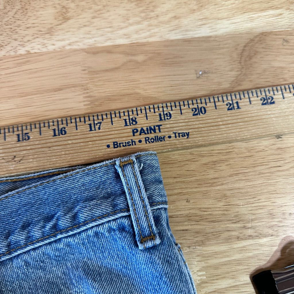 Vintage Levis 505 Jeans Mens 38x32 Regular Zip fly Blue denim Levi's 2001 y2k
