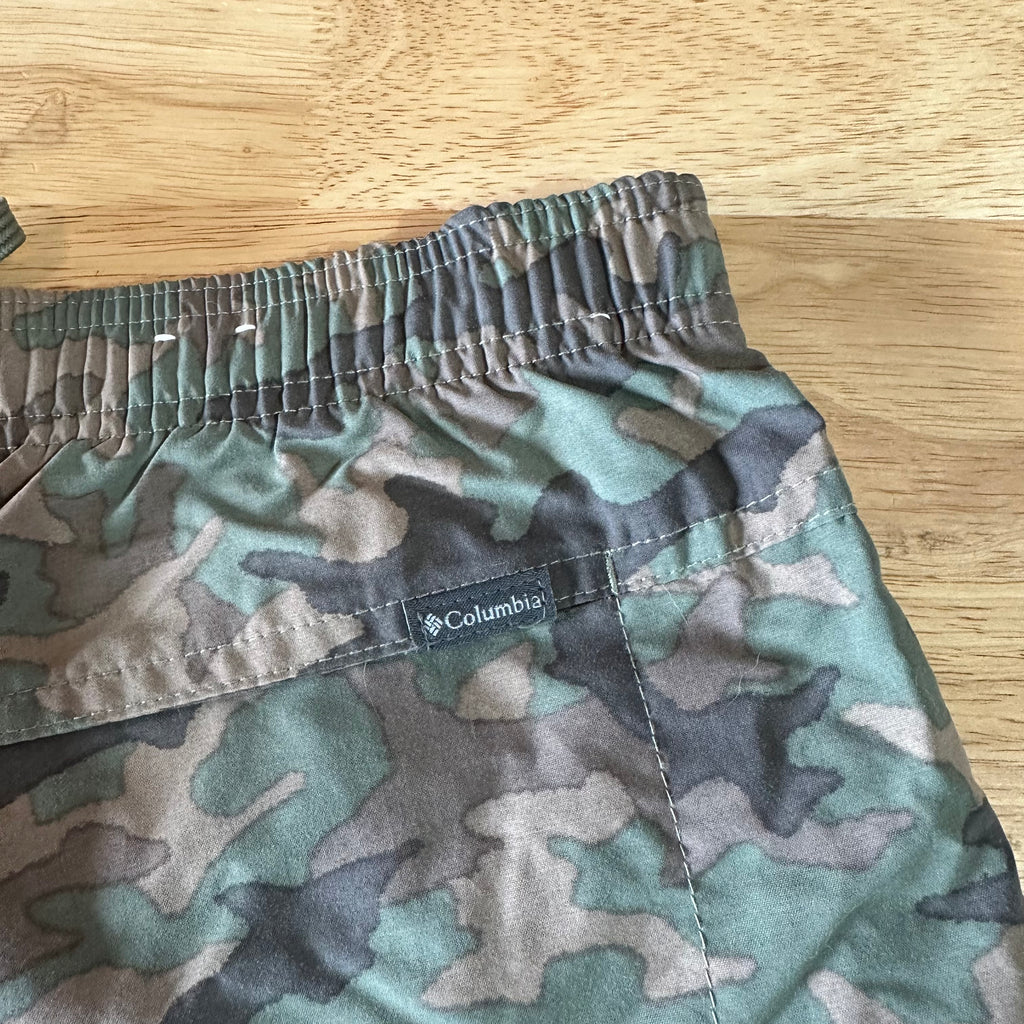 Columbia Camo Small Printed Bay Drawstring w/Pockets Womens Shorts casual