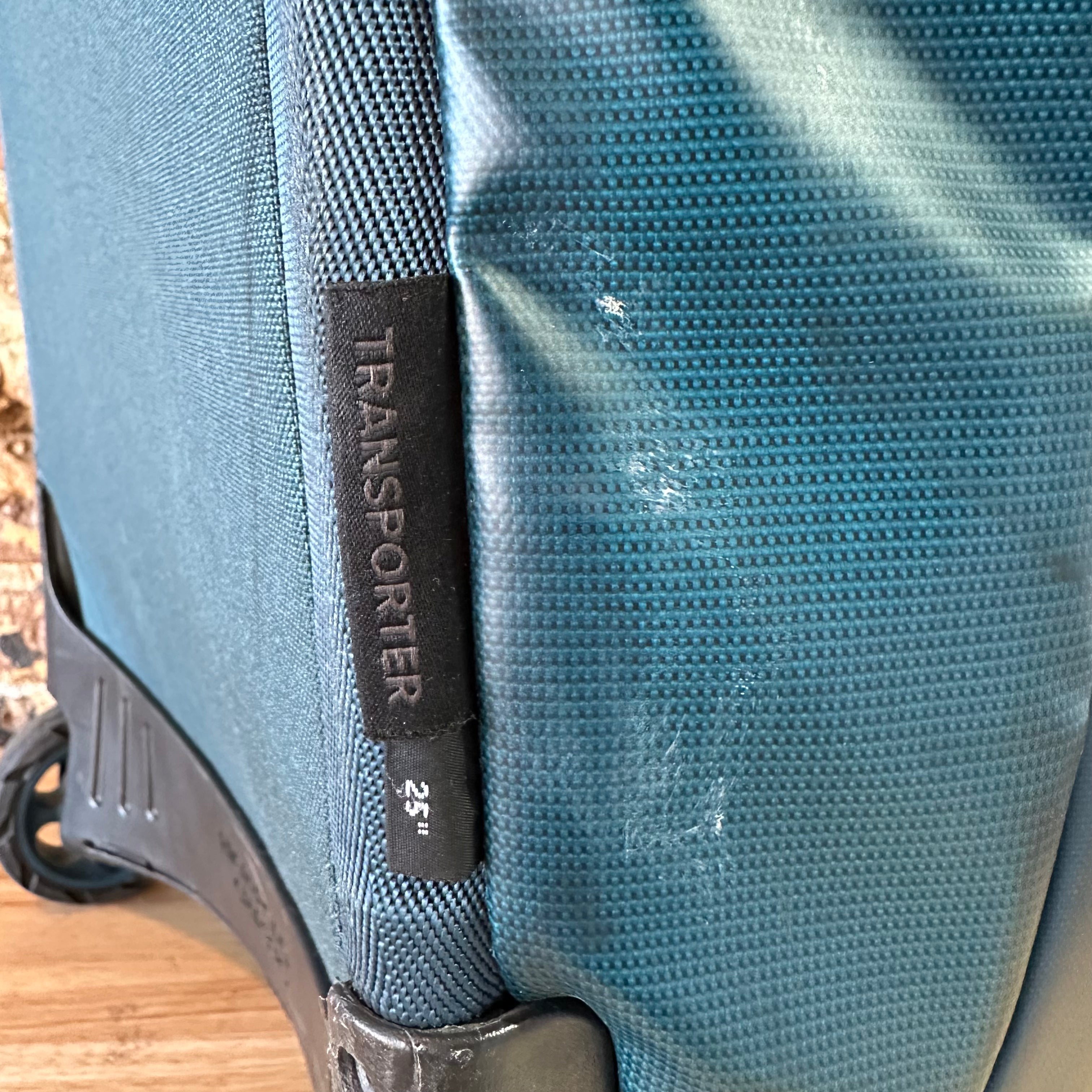 Osprey Transporter 60 Rolling Duffel Bag Blue travel WORN