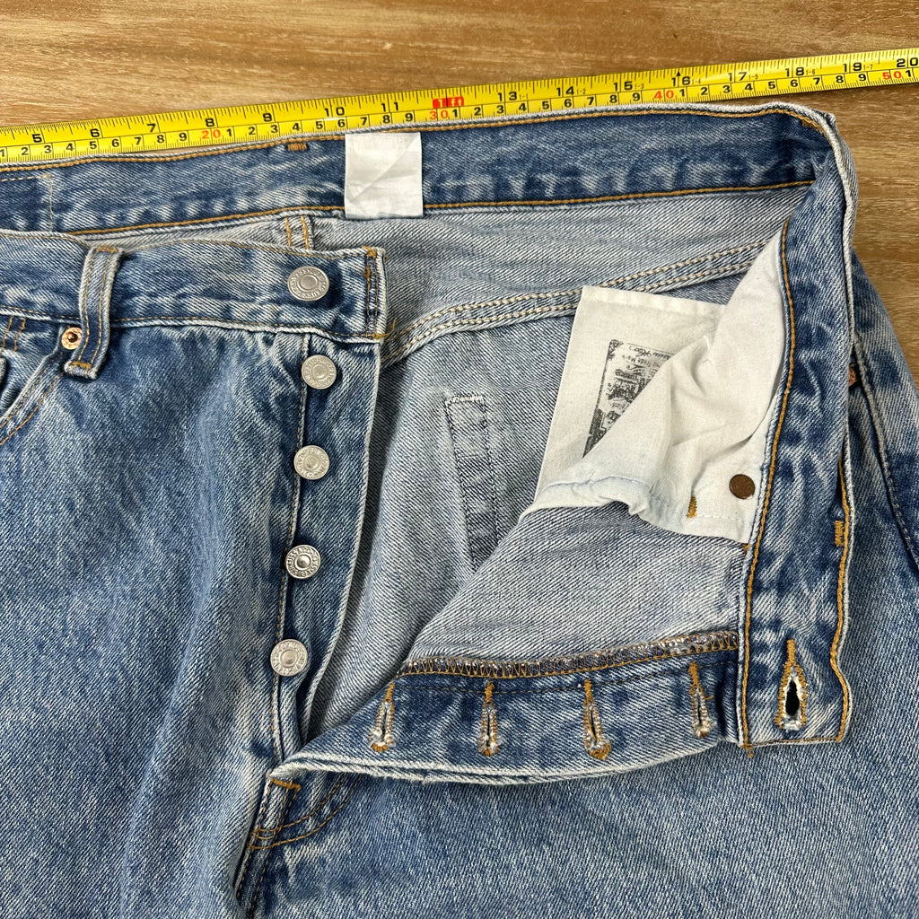 Levis 501 Jeans Mens 36x32 Straight Leg Button Fly Blue Denim