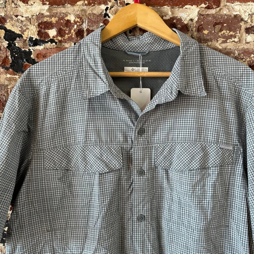Columbia Short Sleeve Outdoor Button Up Shirt Gray Plaid Mens Large Fishing