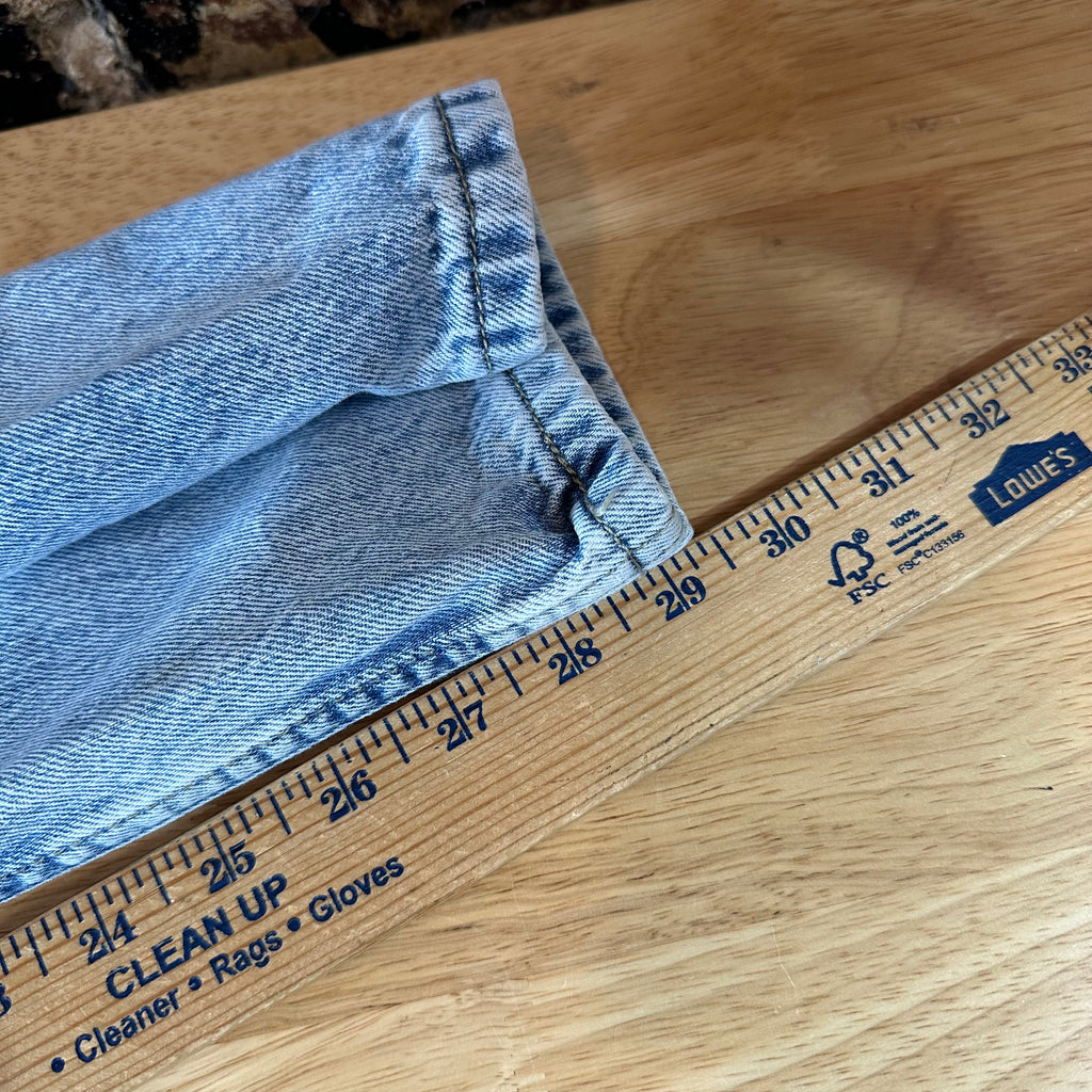 Levi's Womens 30 Low Pro Straight Jeans