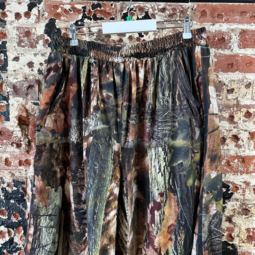 Back Forty Mens XL Camo Pants