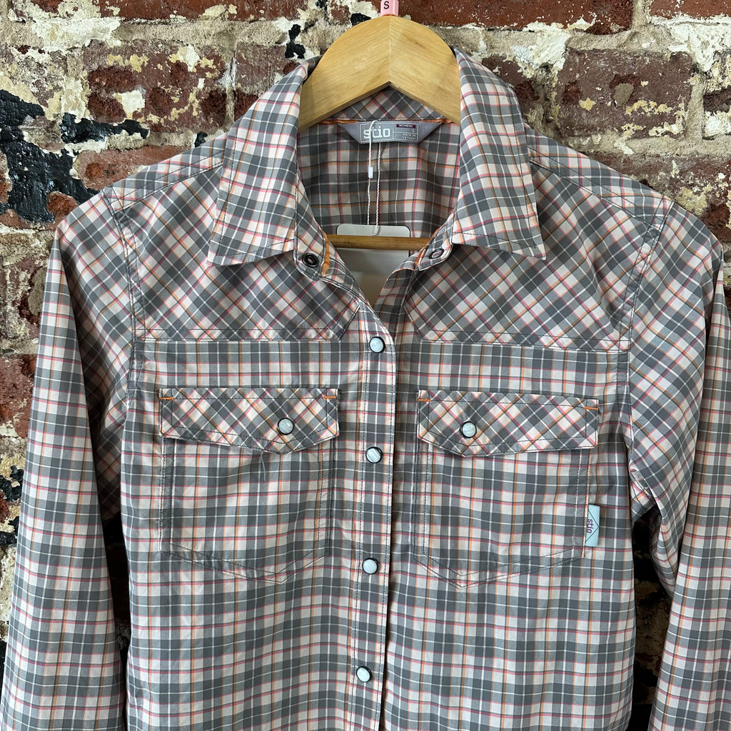 Stio Pearl Snap Button Up Shirt Women’s Size Small Pink Gray Plaid Long Sleeve