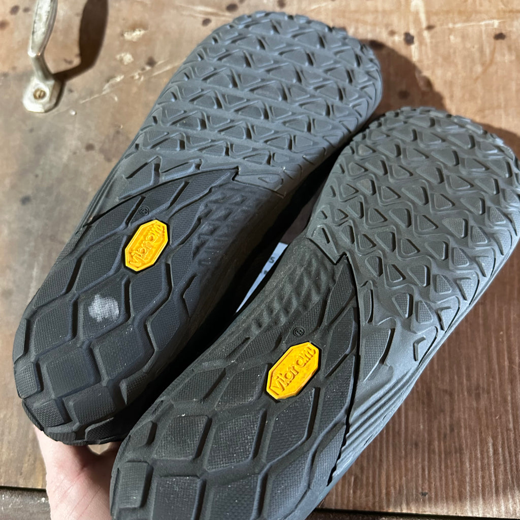 Merrell Mens Vapor Glove 4 Monument Barefoot Shoes 9.5 Green Black