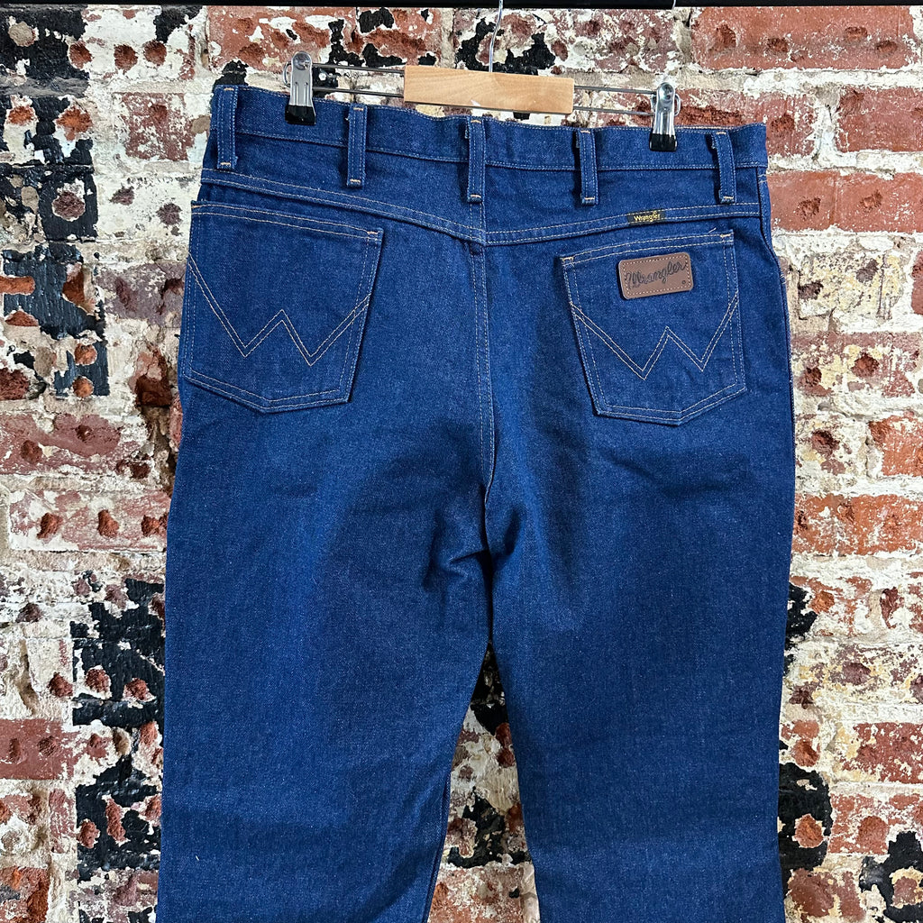 Wrangler Mens 36x32 Blue Jeans